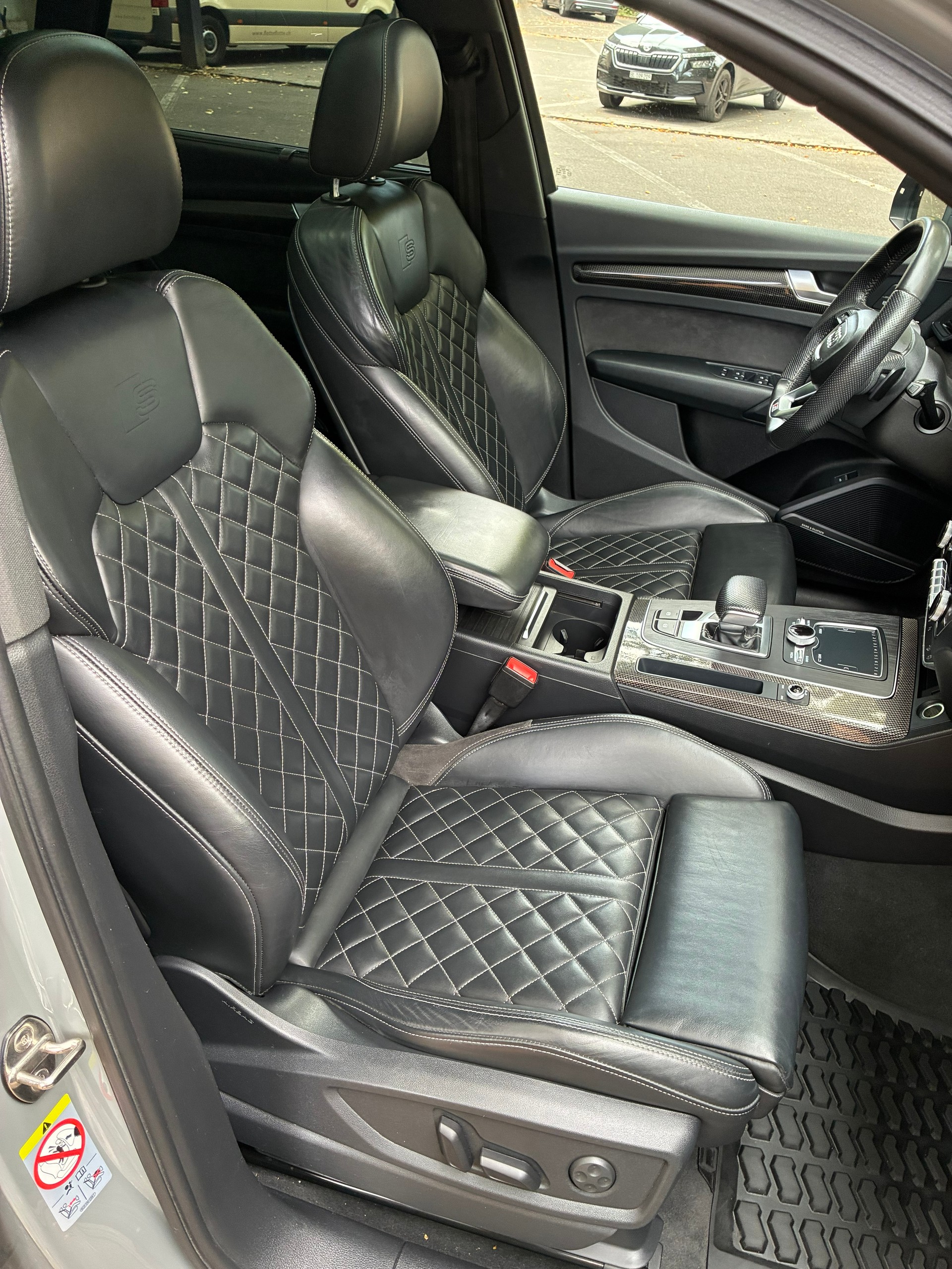 AUDI 2.0 45 TFSI Sport qu. S-Tronic-image-9