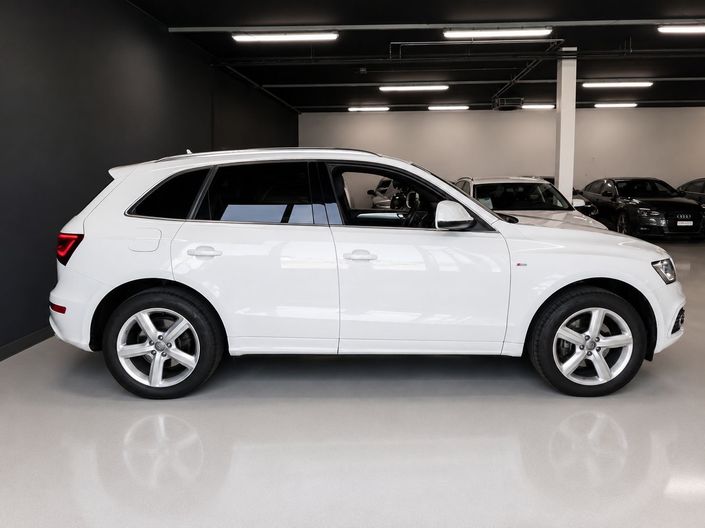 AUDI Q5 3.0 TFSI Quattro | S-Line | CH-Fahrzeug-image-9