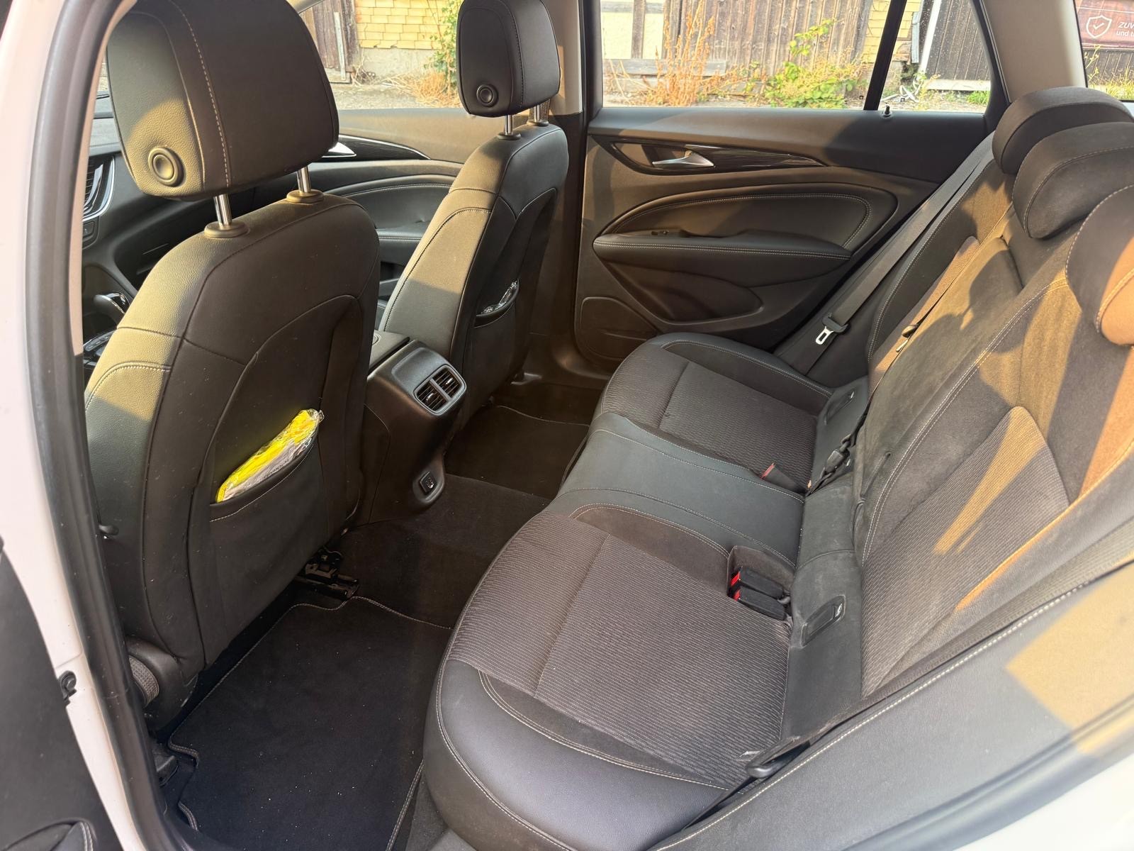 OPEL Insignia 2.0 T Sports Tourer Excellence 4WD Automat.-image-10