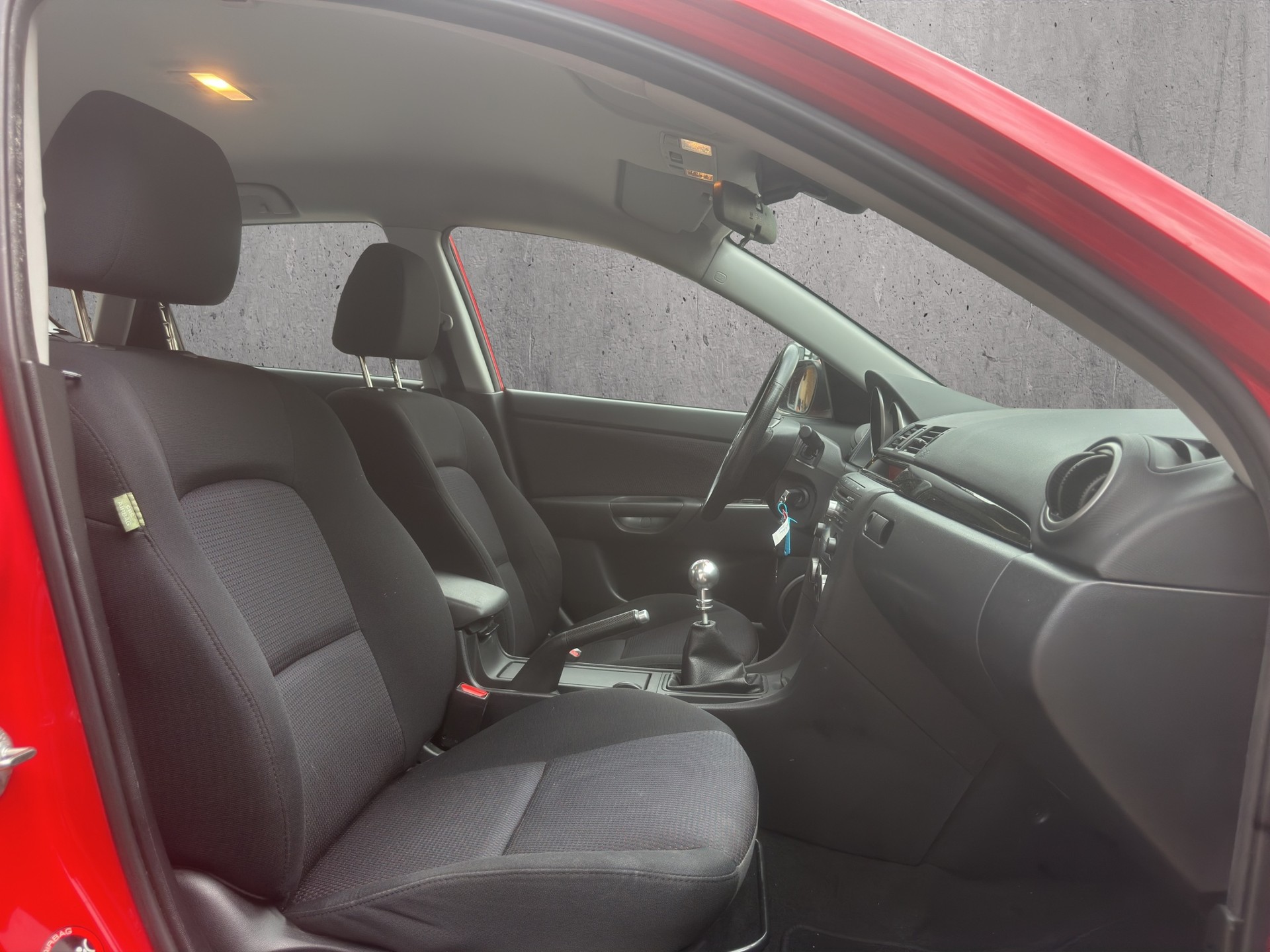 MAZDA 3 2.0 16V Sport-image-11