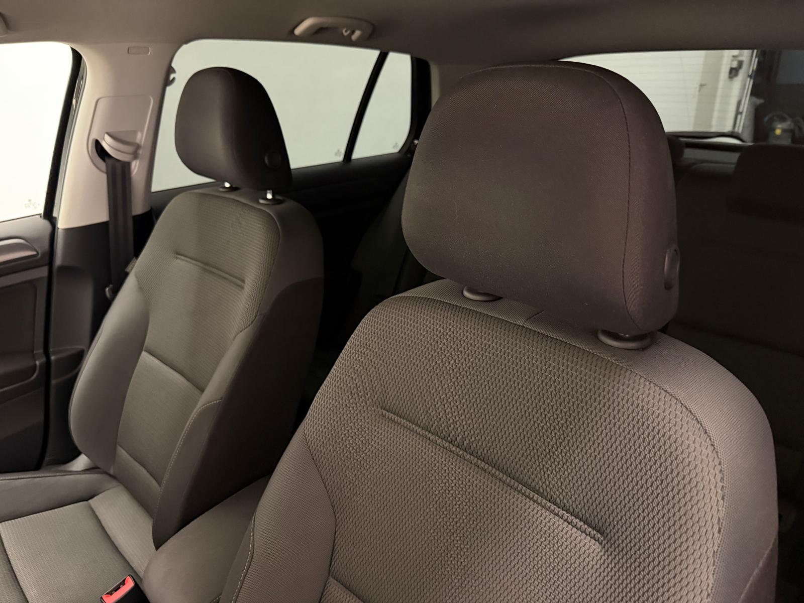 VW Golf VII 1.5 TSI 150 Comfortline DSG-image-12