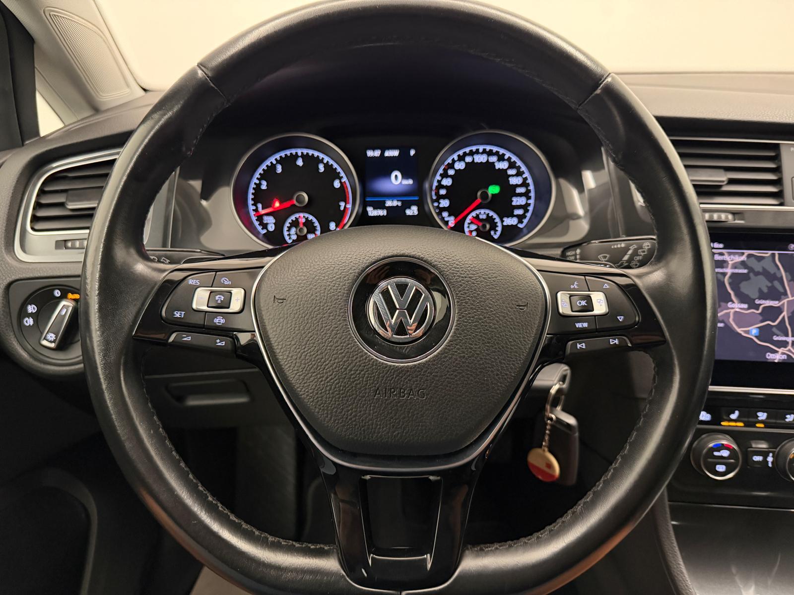 VW Golf VII 1.5 TSI 150 Comfortline DSG-image-16