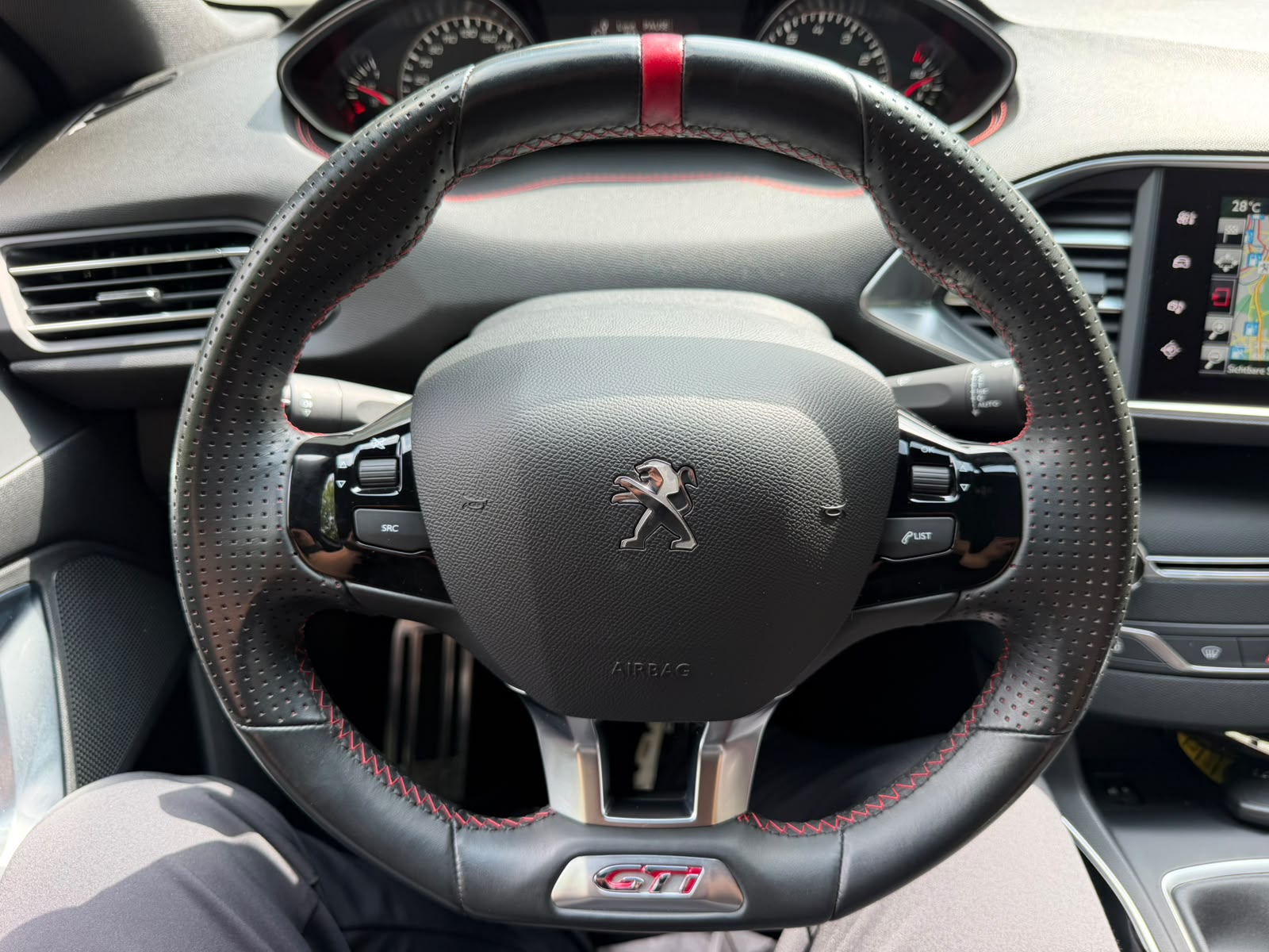 PEUGEOT 308 1.6 GTi-image-23