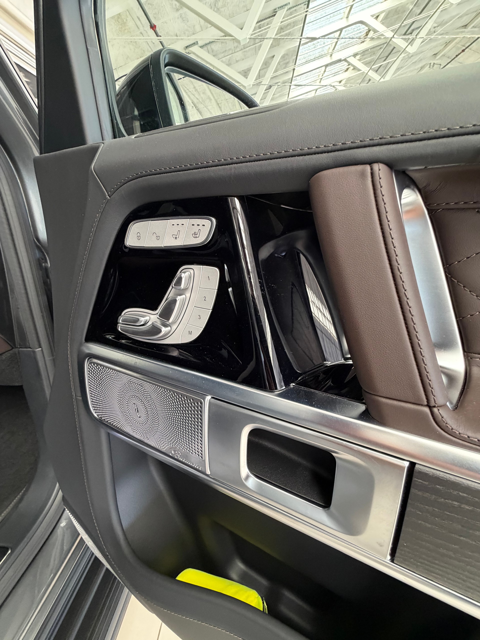 MERCEDES-BENZ G 450d 9G-Tronic-image-19