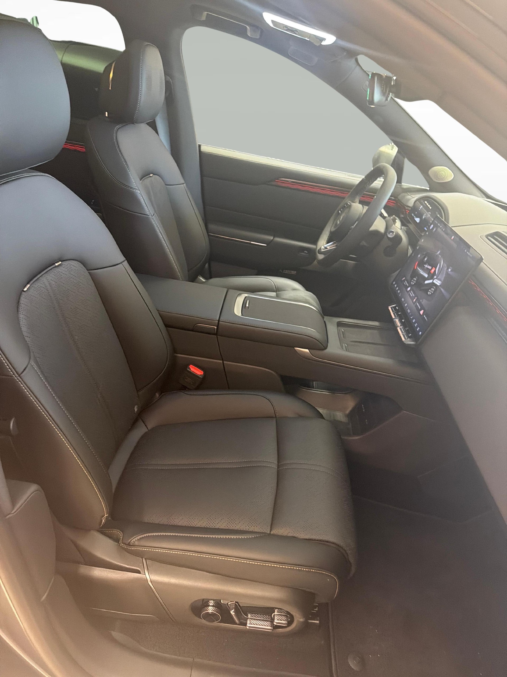 ZEEKR 7X Privilege AWD-image-5