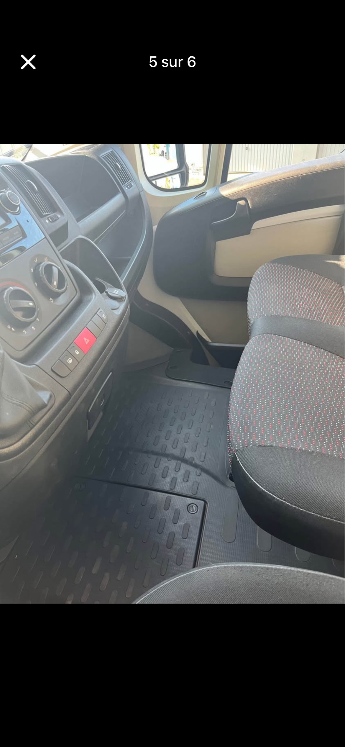 PEUGEOT 2.0 BlueHDi 130 Active-image-2