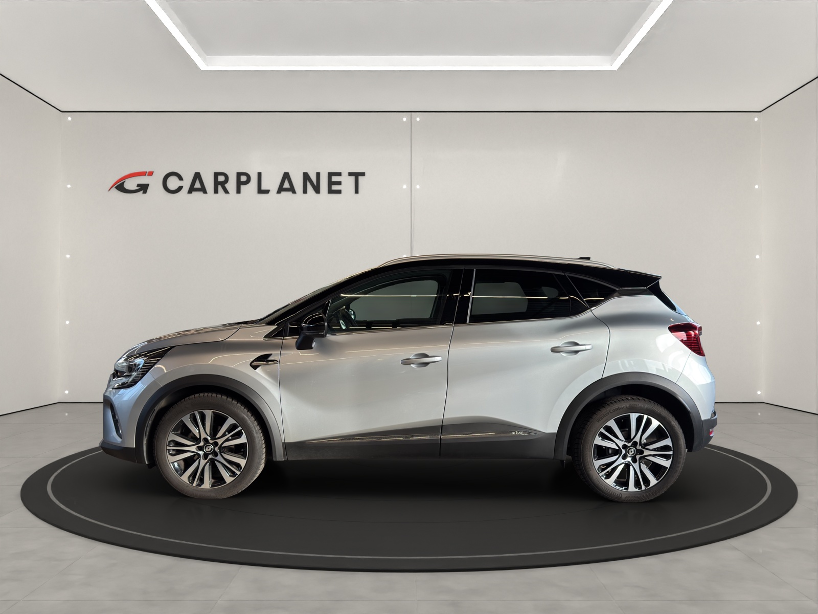 RENAULT Captur 1.3 TCe 140 Initiale EDC-showroom-element-1
