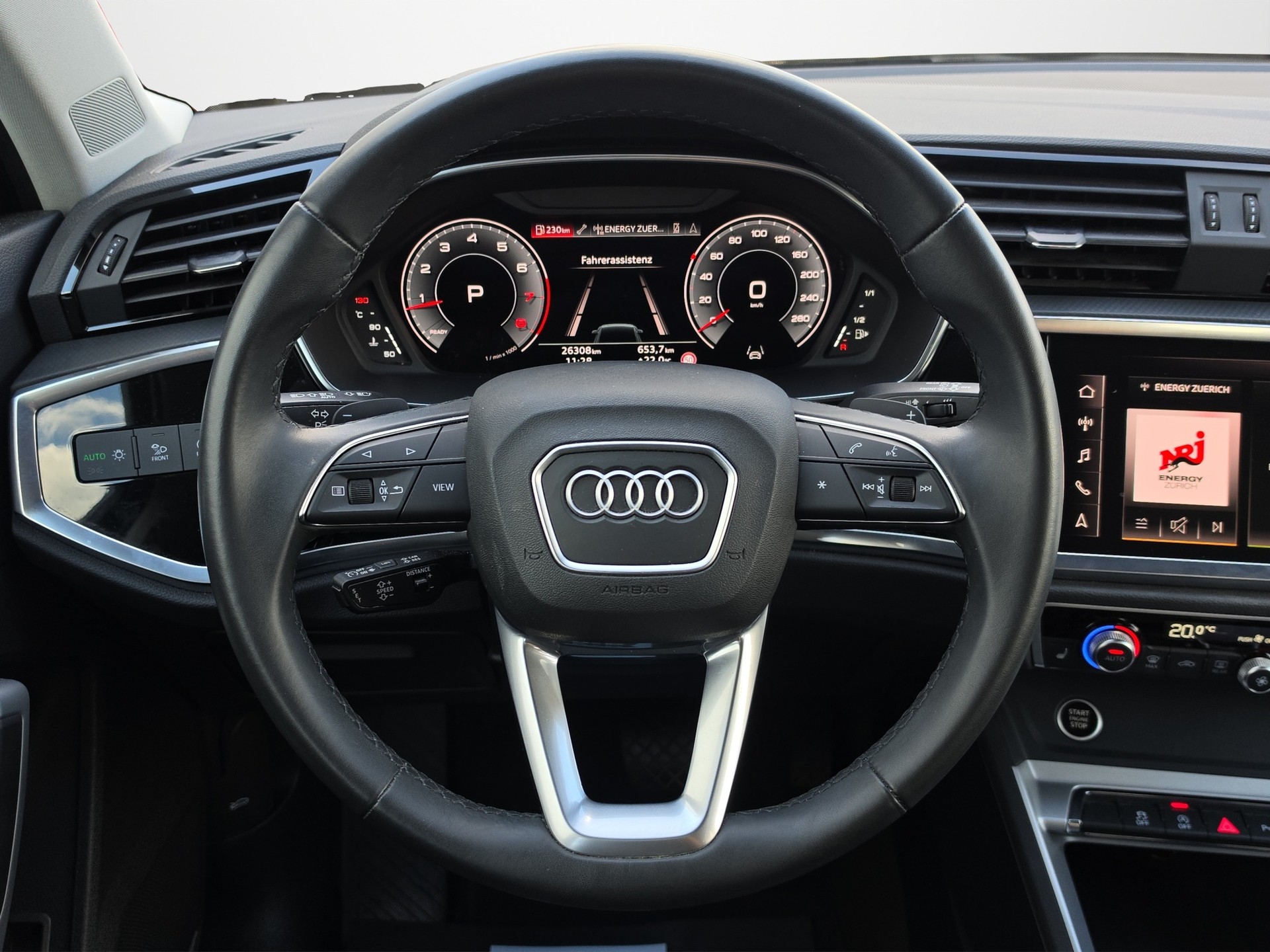 AUDI Q3 1.5 35 TFSI Attraction S-Tronic-image-18