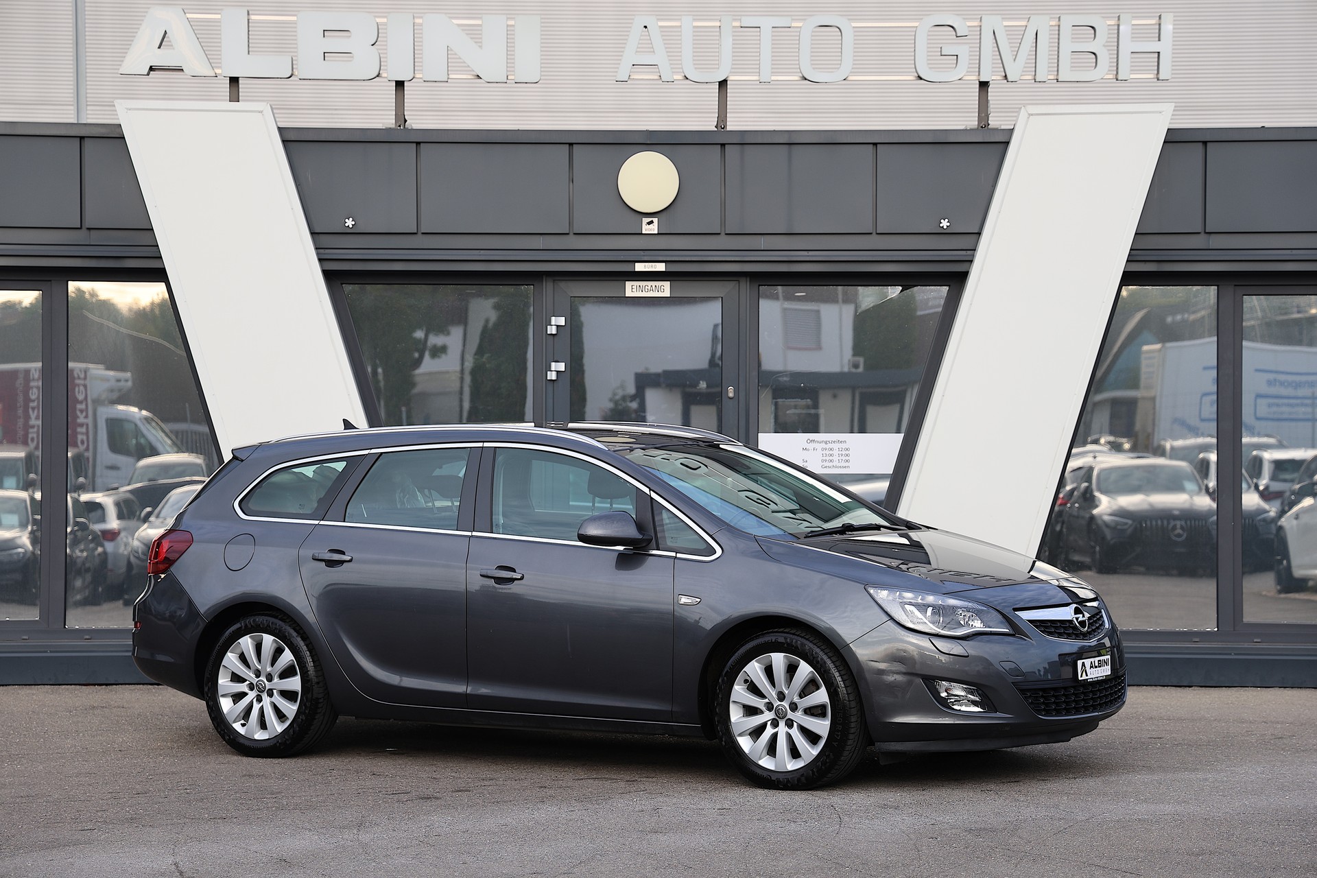 OPEL Astra Sports Tourer 1.7 CDTI *Frisch ab MFK* *Zahnriemen ersetzt* *Kopfzylinder ersetzt*-image-1