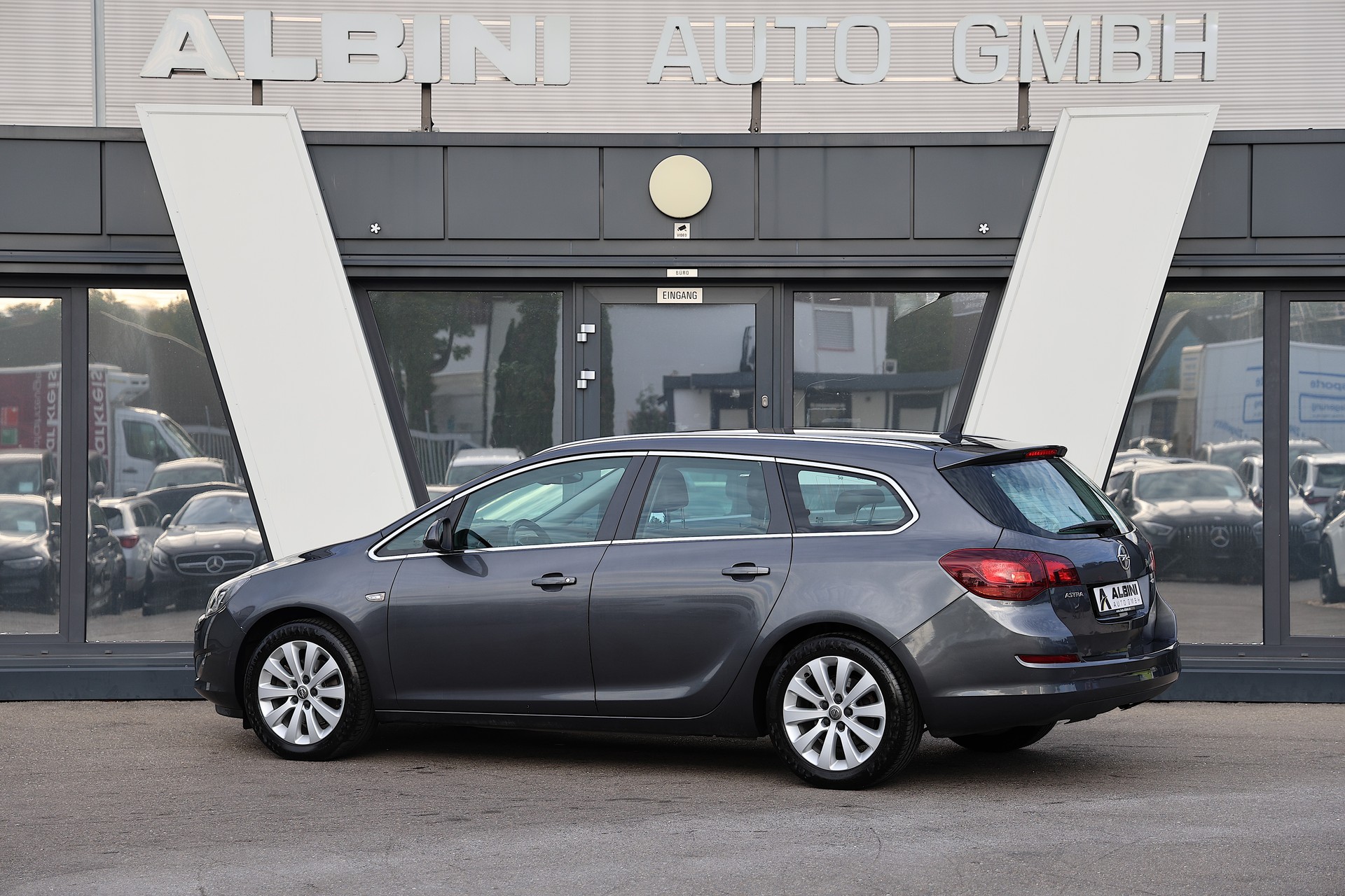 OPEL Astra Sports Tourer 1.7 CDTI *Frisch ab MFK* *Zahnriemen ersetzt* *Kopfzylinder ersetzt*-image-2