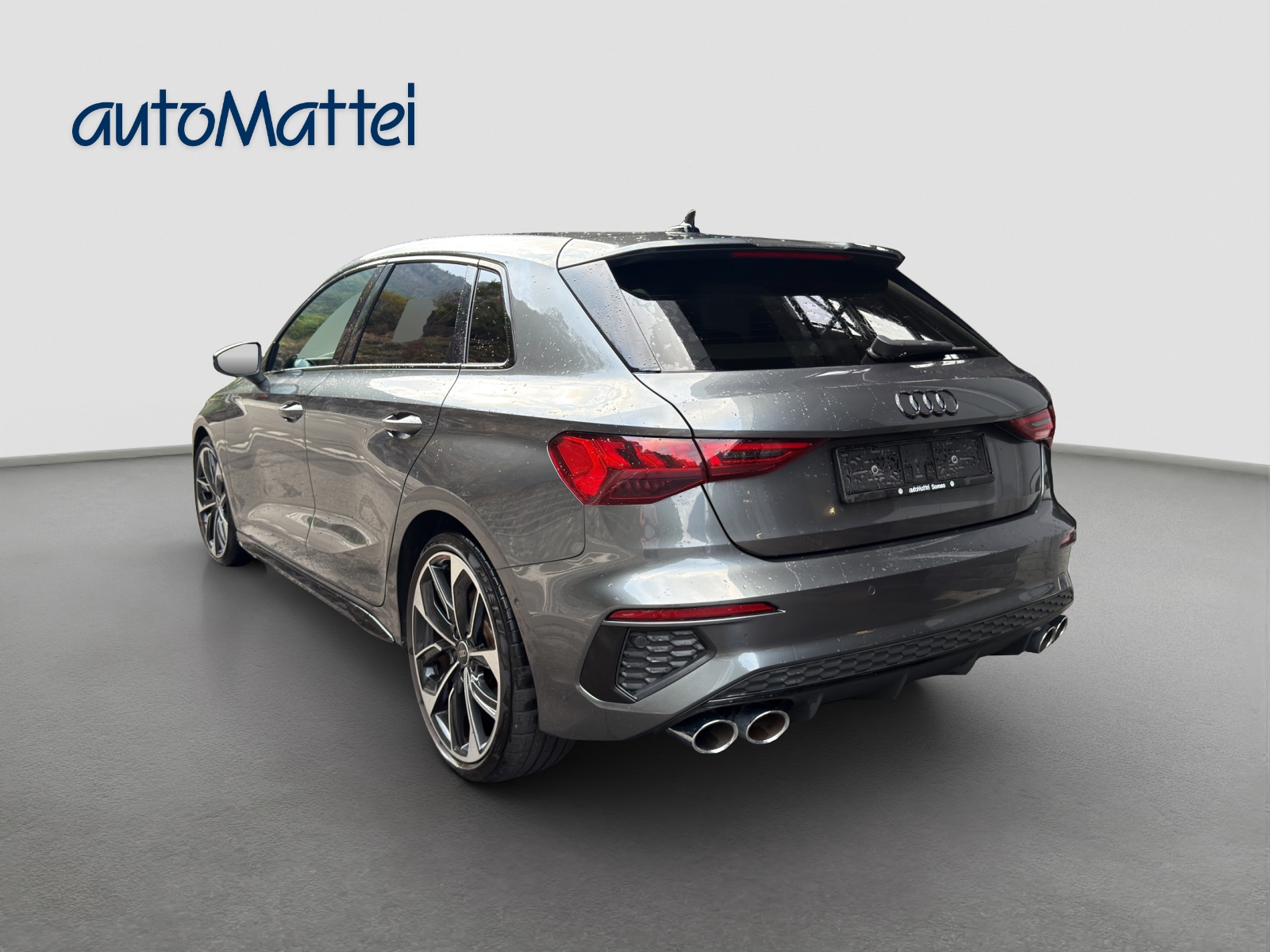 AUDI S3 Sportback 2.0 TFSI quattro S-tronic-showroom-element-1