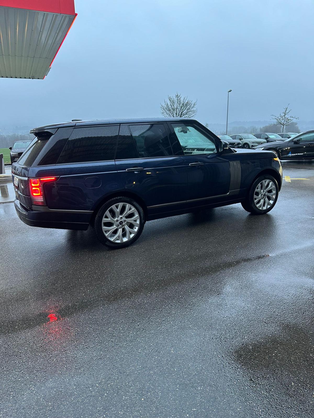 LAND ROVER Range Rover 3.0 TDV6 Vogue Autobiography Automatic-image-3