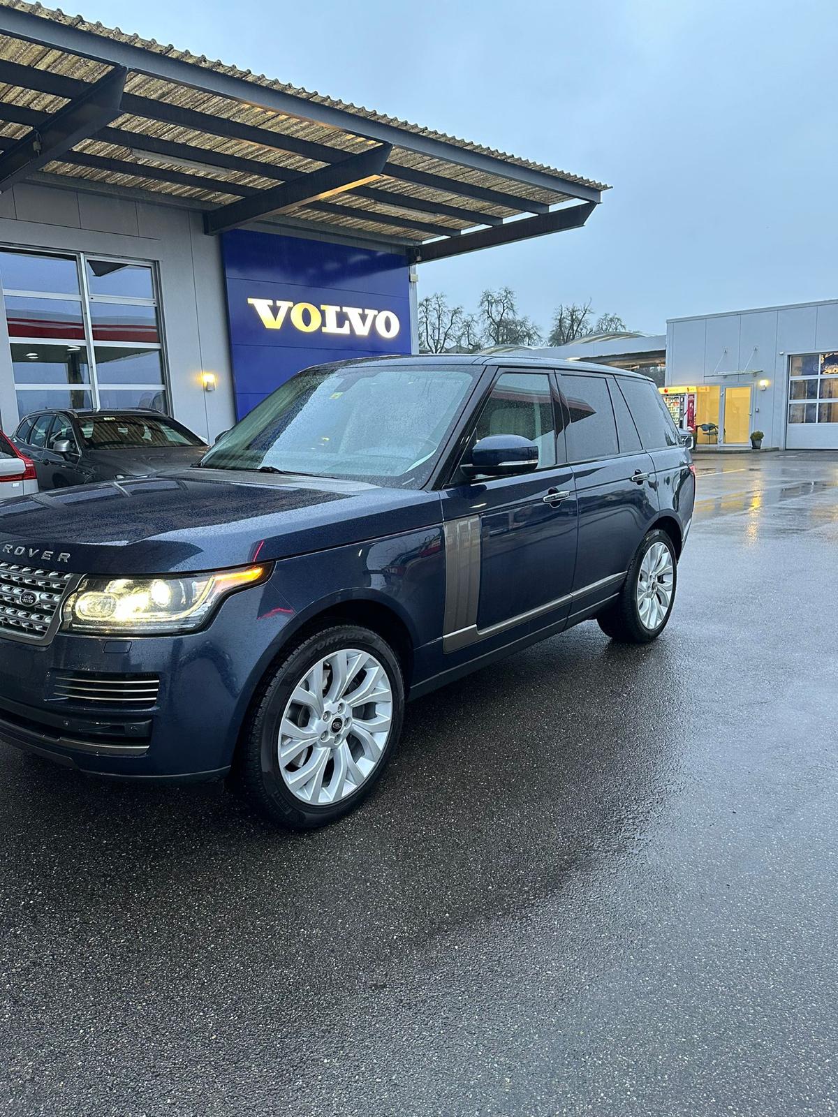 LAND ROVER Range Rover 3.0 TDV6 Vogue Autobiography Automatic-image-4