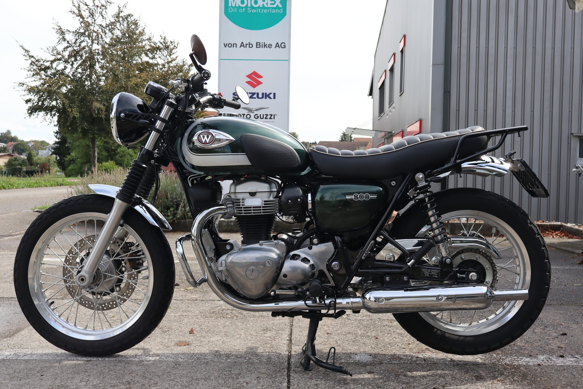 KAWASAKI W 800 ABS-showroom-element-3