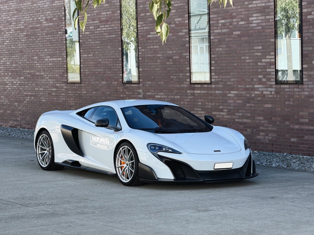 McLAREN 675LT-image-0