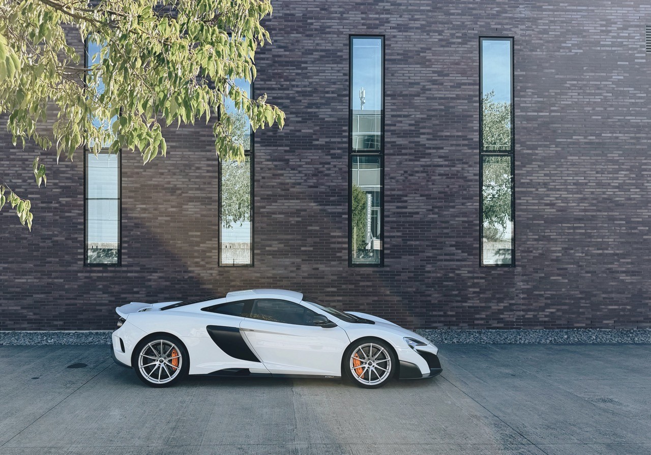 McLAREN 675LT-image-4