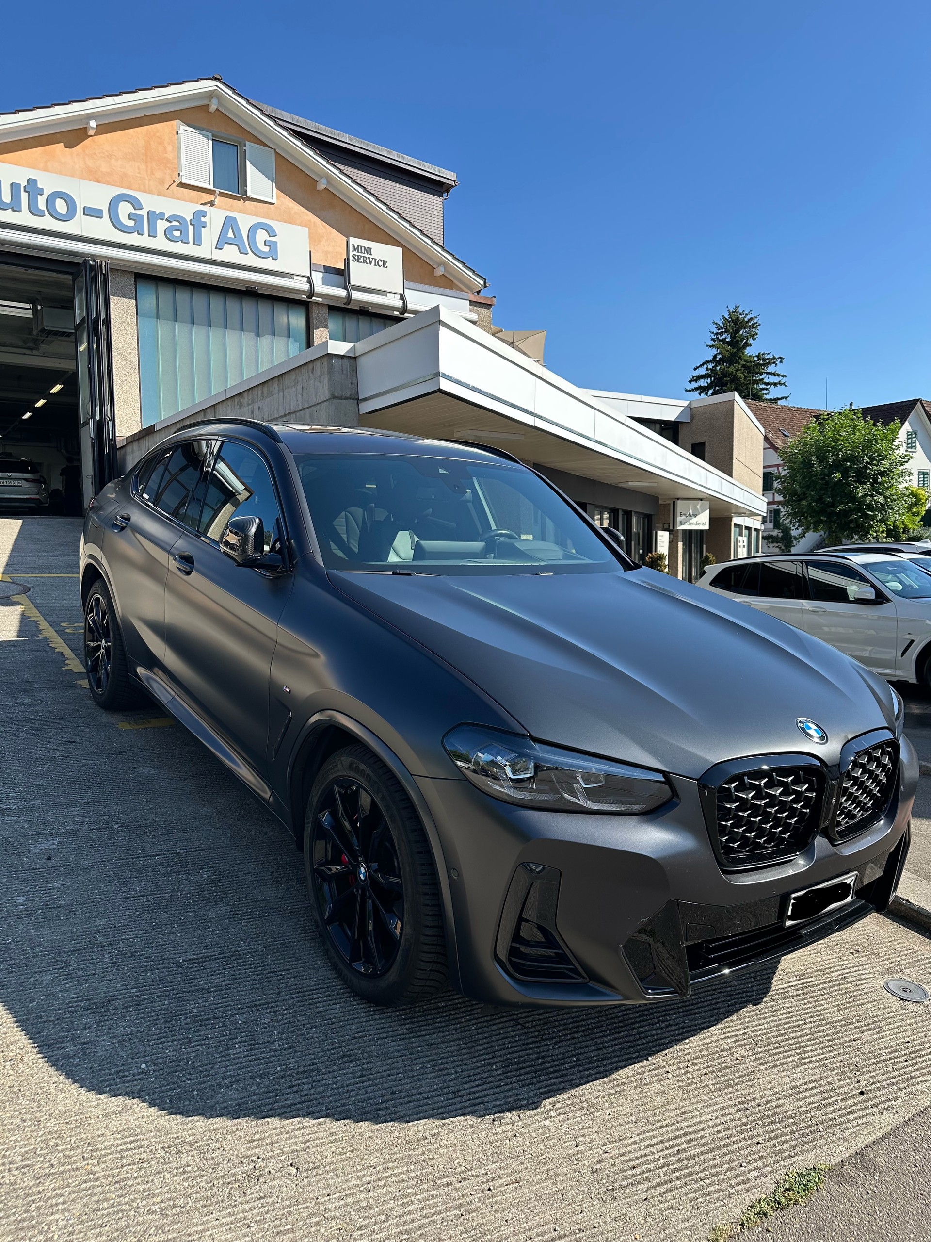 BMW 20d xDrive-image-2