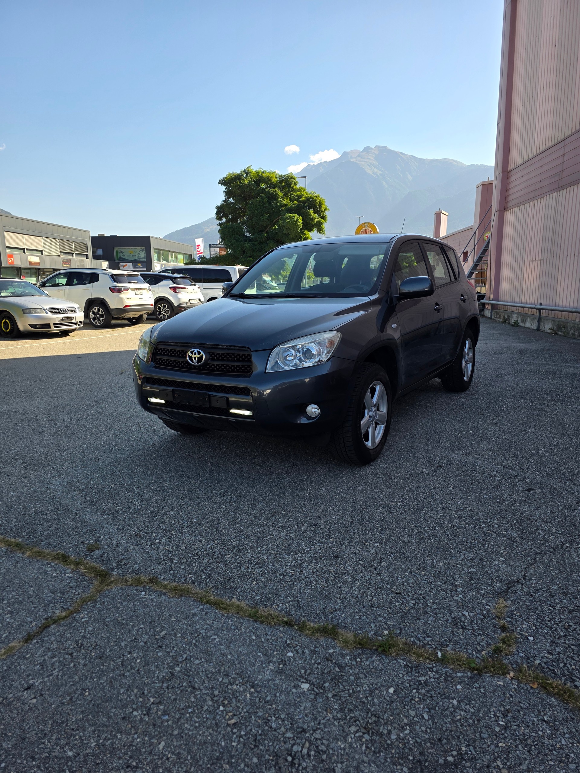 TOYOTA RAV-4 2.0 16V Linea Terra-image-0