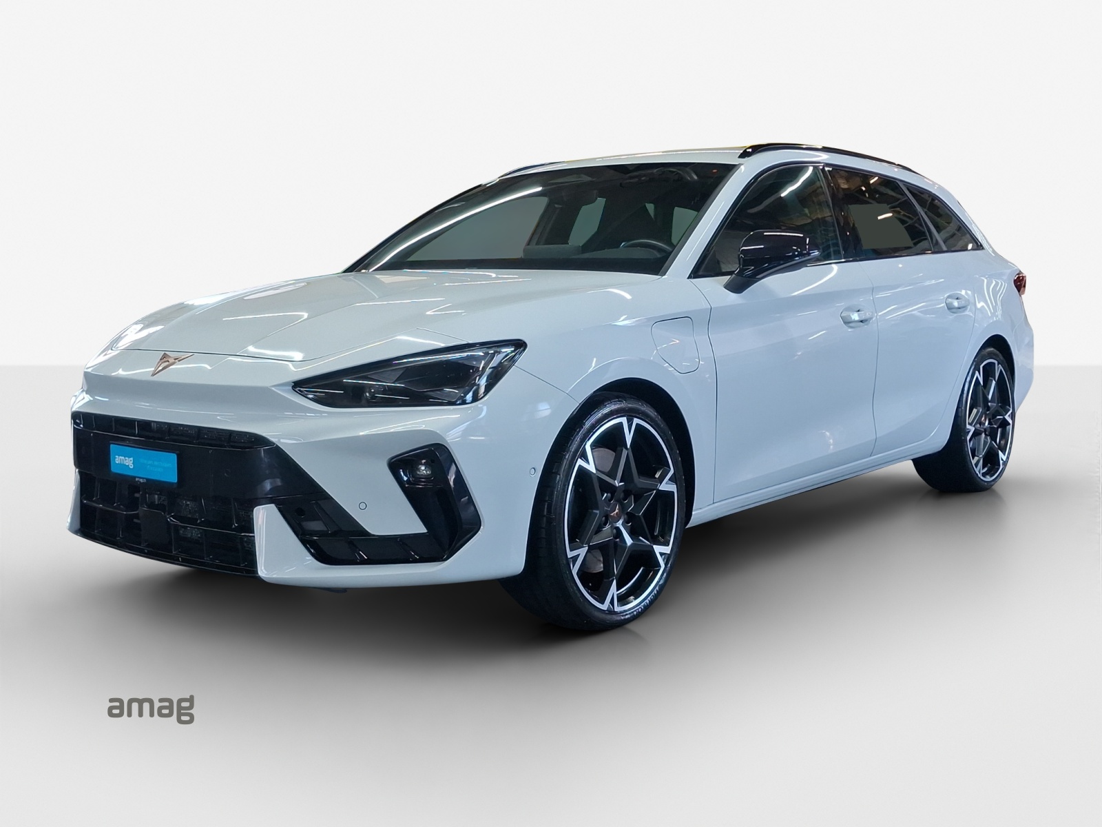 CUPRA LEON ST 1.5 e-HYBRID pHEV Black SymphonyDSG-image-0