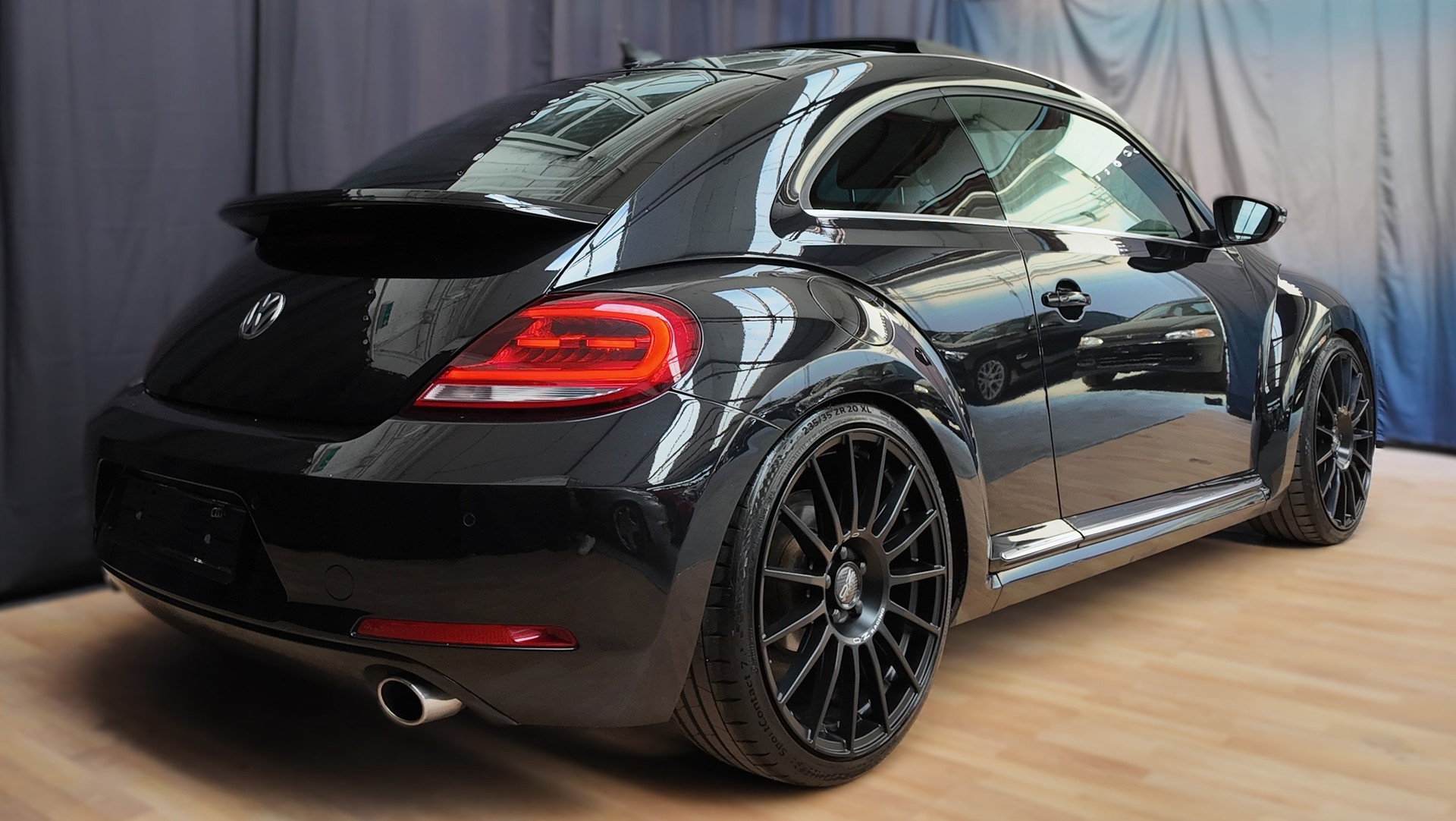 VW Beetle 2.0 TSI R-LINE DSG-image-5