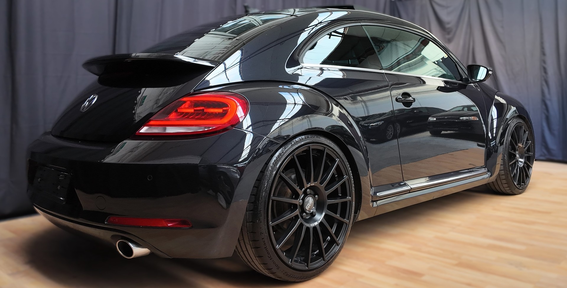 VW Beetle 2.0 TSI R-LINE DSG-image-6