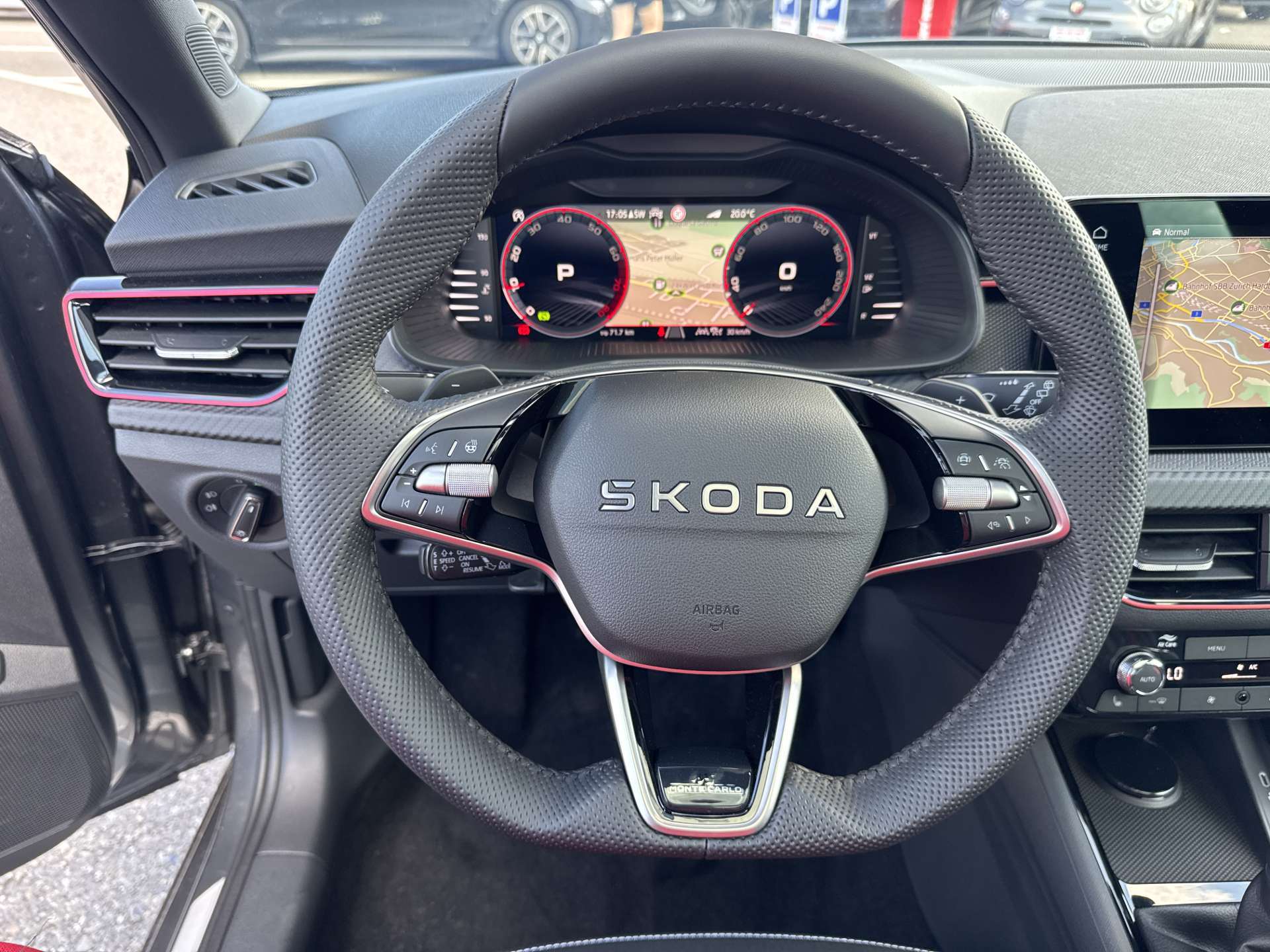 SKODA Kamiq 1.5 TSI Monte Carlo DSG-Automat-image-15