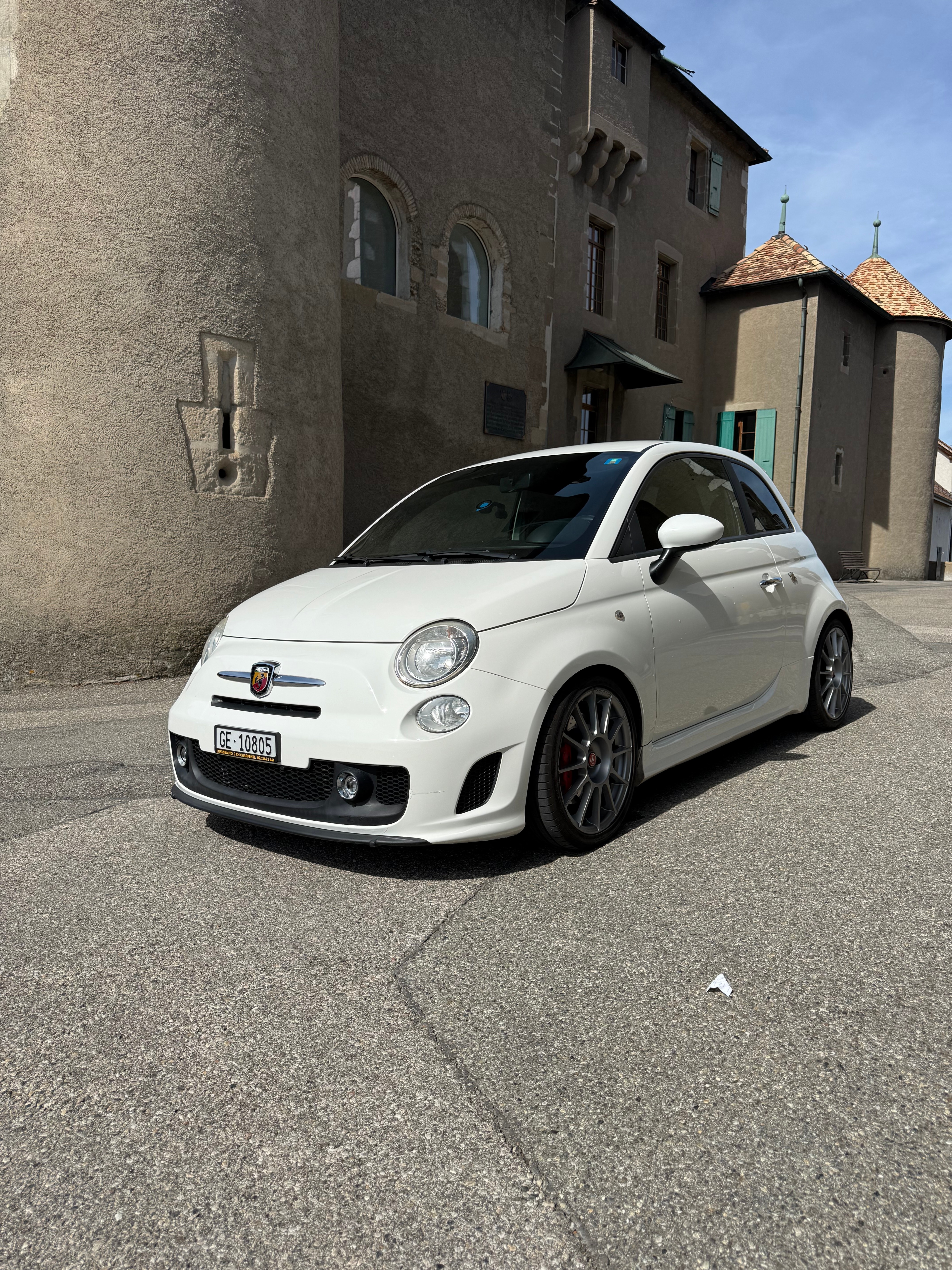 Car photo