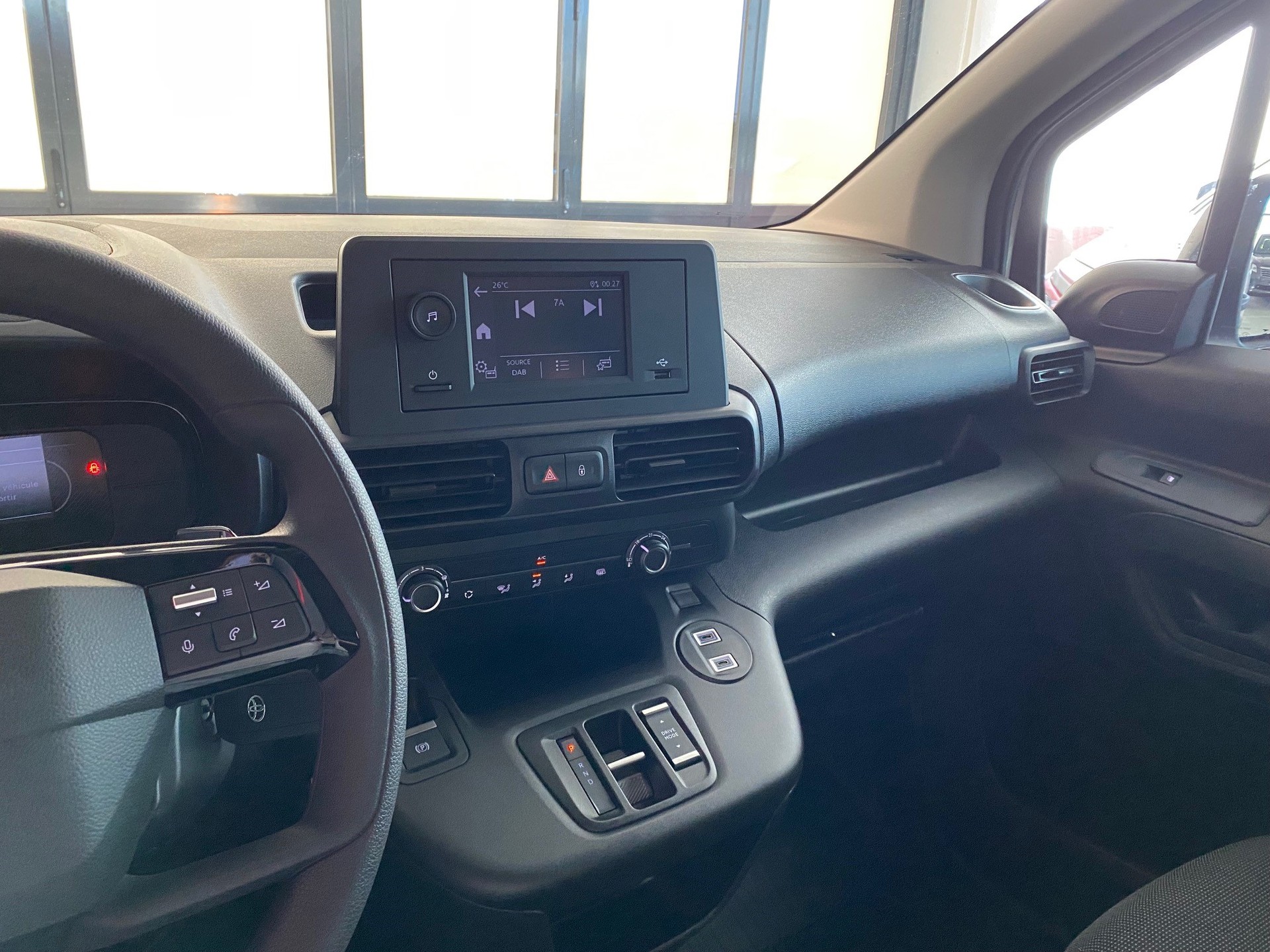 TOYOTA PROACE CITY Van L2 52KWh Active-image-11