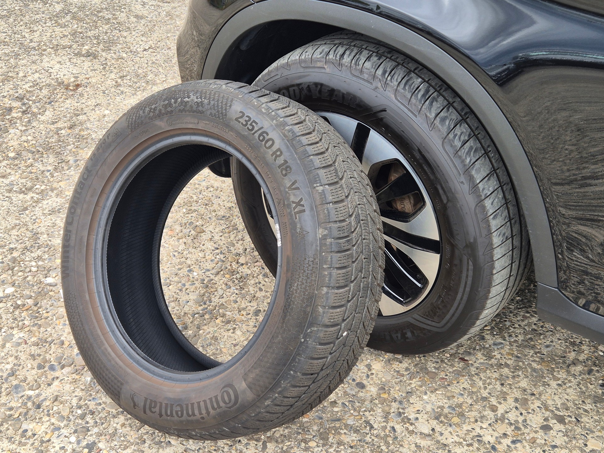 MERCEDES-BENZ GLC 300 e 4Matic 9G-Tronic-image-10