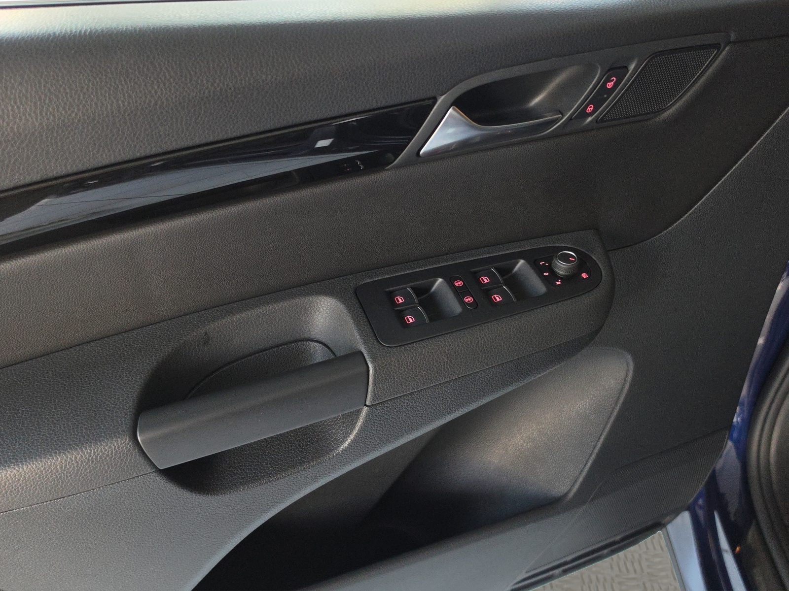 SEAT Alhambra 1.4 TSI FR Line-image-9