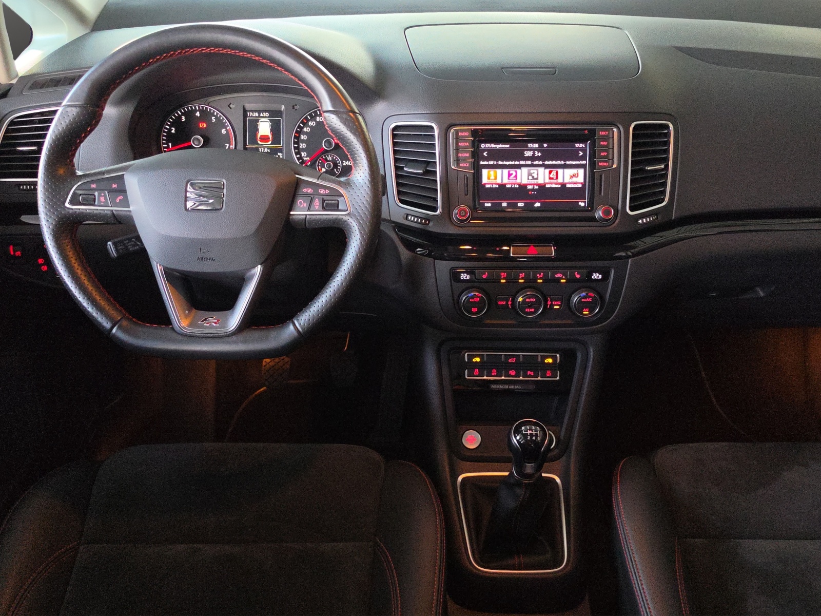 SEAT Alhambra 1.4 TSI FR Line-image-13