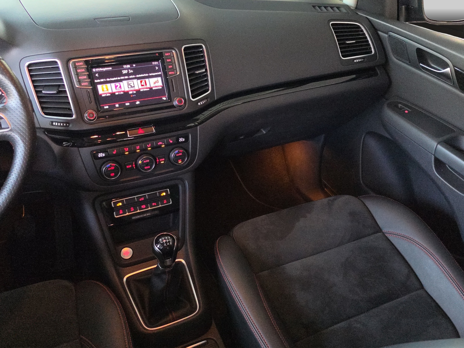 SEAT Alhambra 1.4 TSI FR Line-image-15