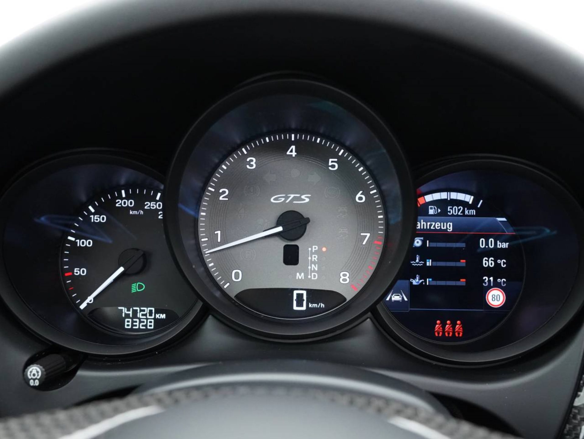 PORSCHE Macan GTS-image-16