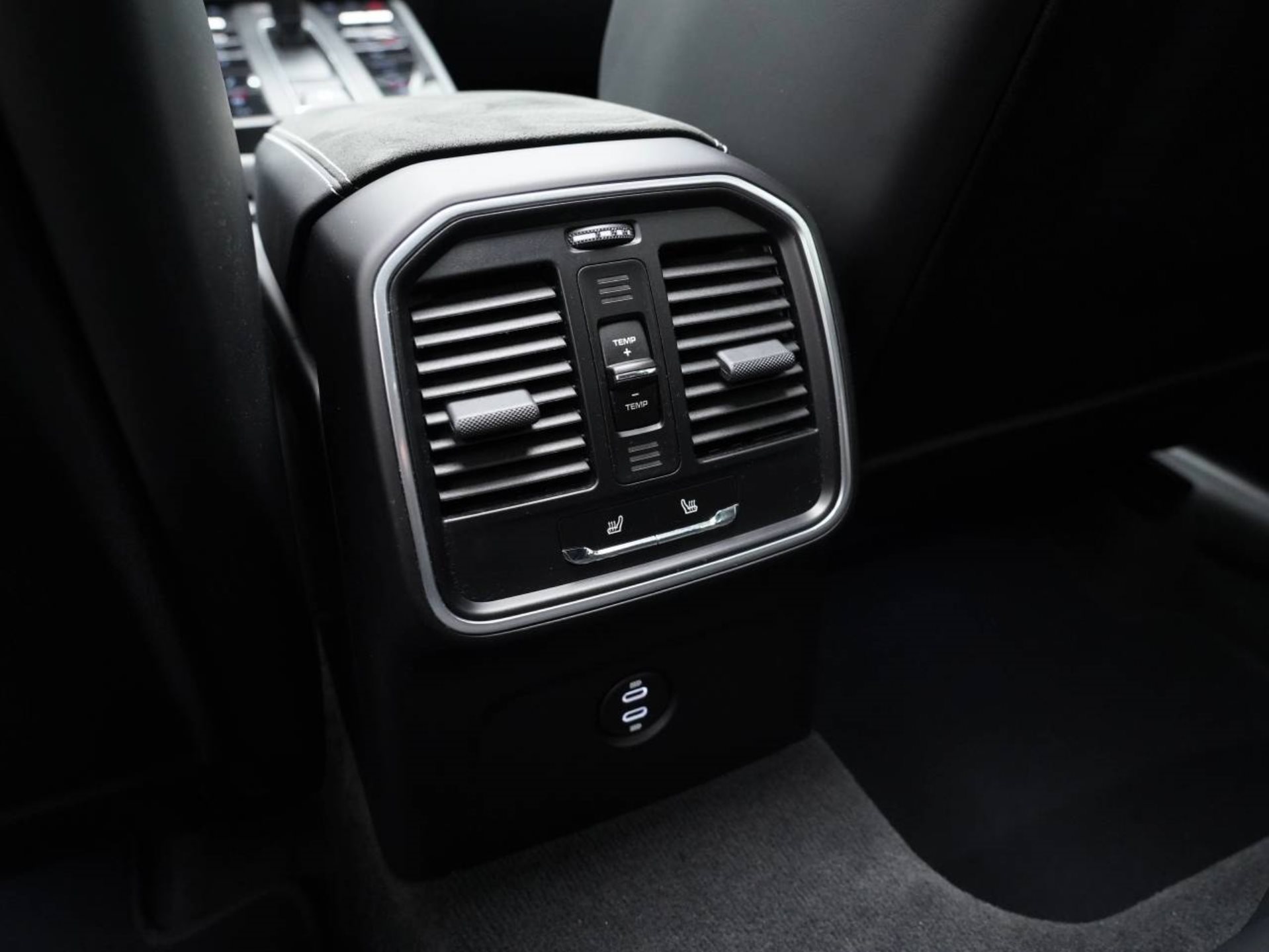PORSCHE Macan GTS-image-29