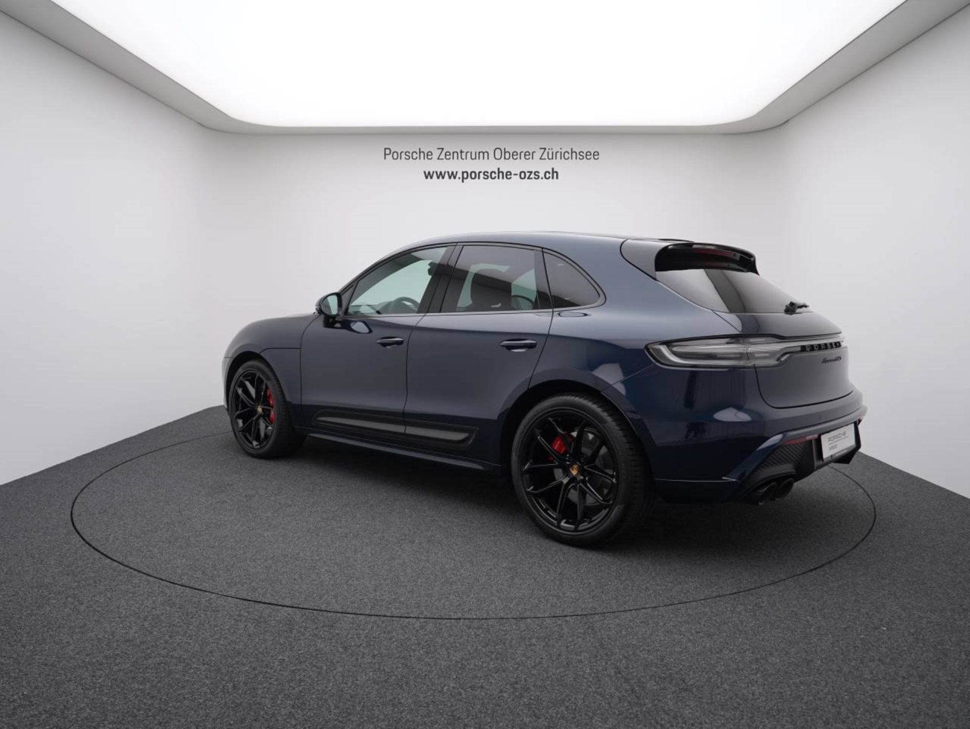 PORSCHE Macan GTS-image-2