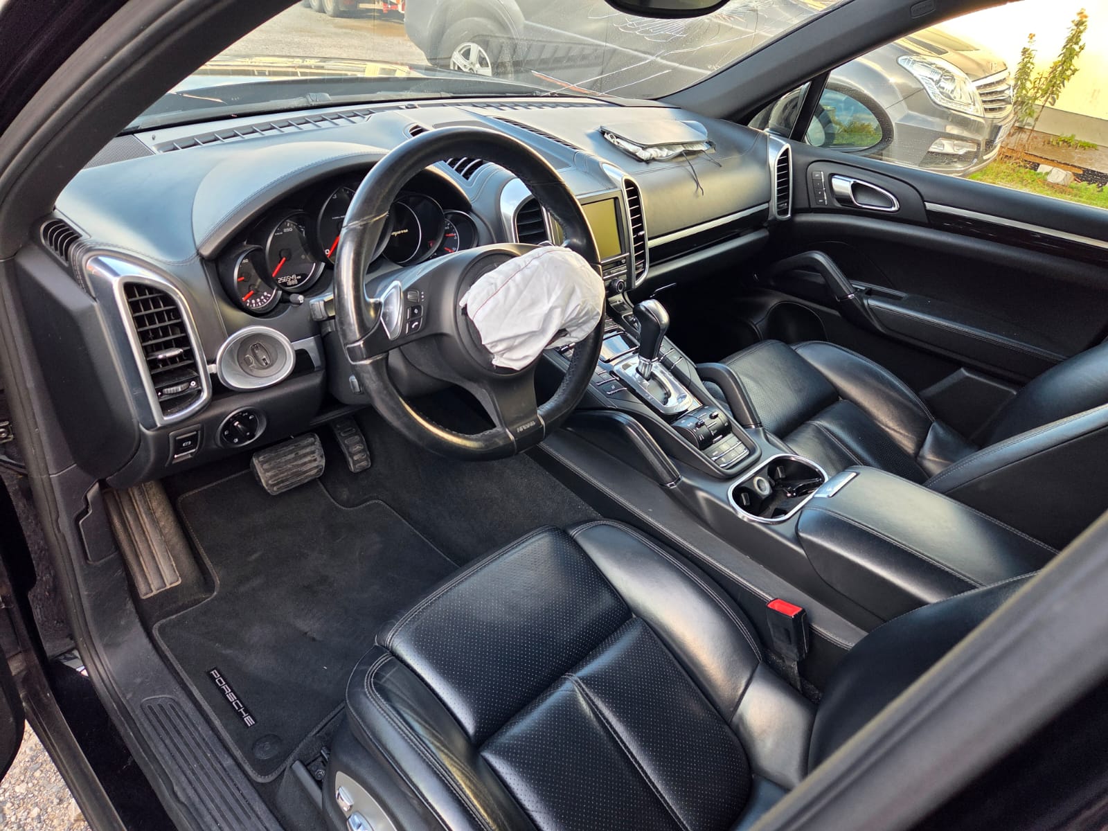 PORSCHE Cayenne Diesel-image-8