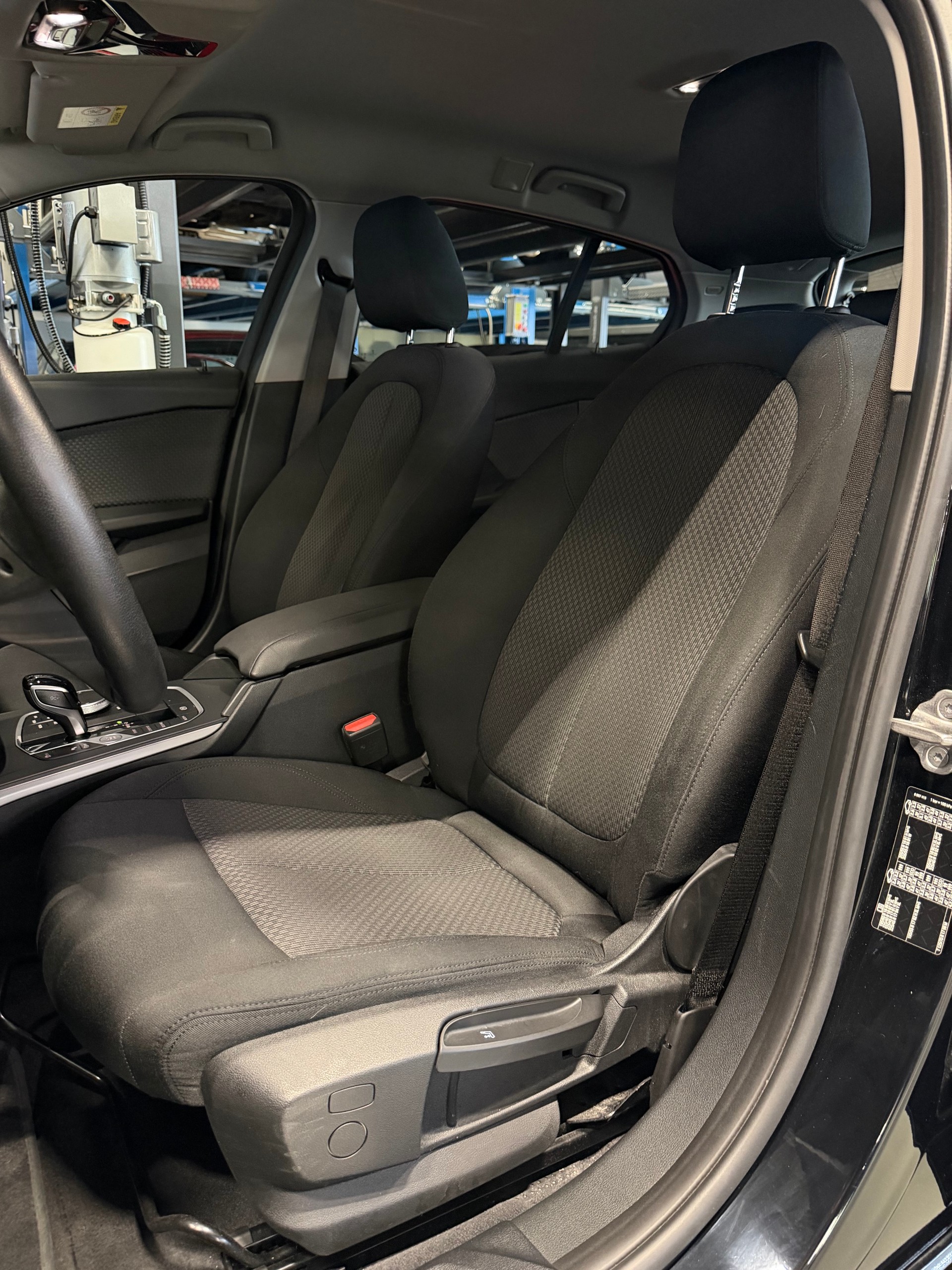 BMW 116d Steptronic Advantage-image-9