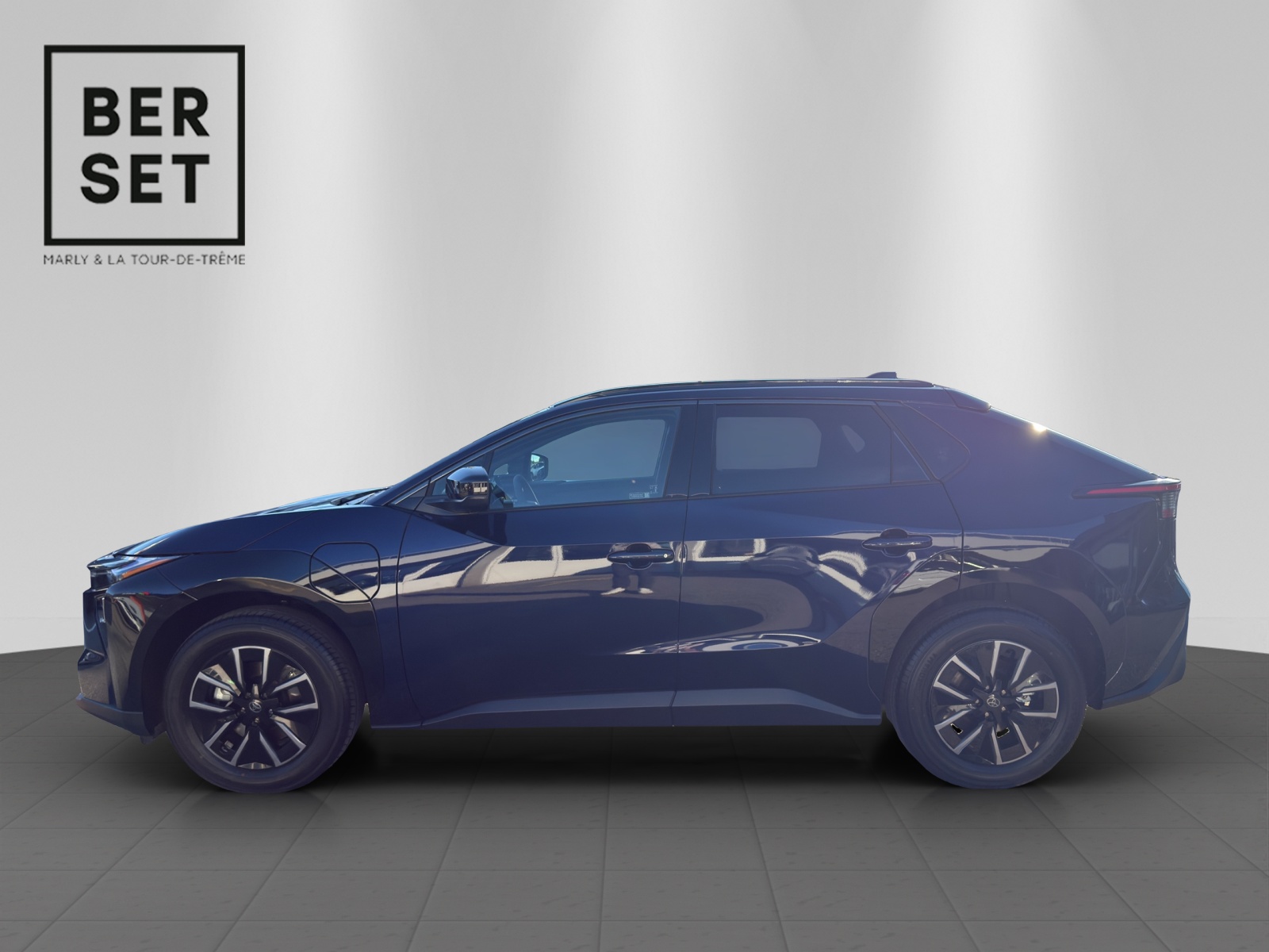 TOYOTA bZ4X Style-image-1
