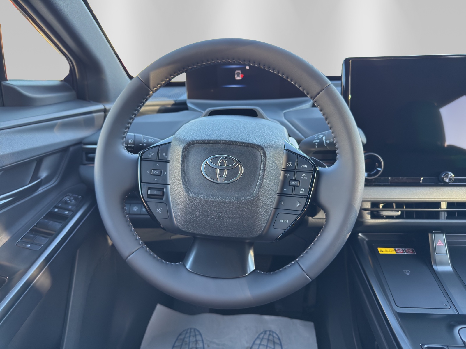 TOYOTA bZ4X Style-image-10