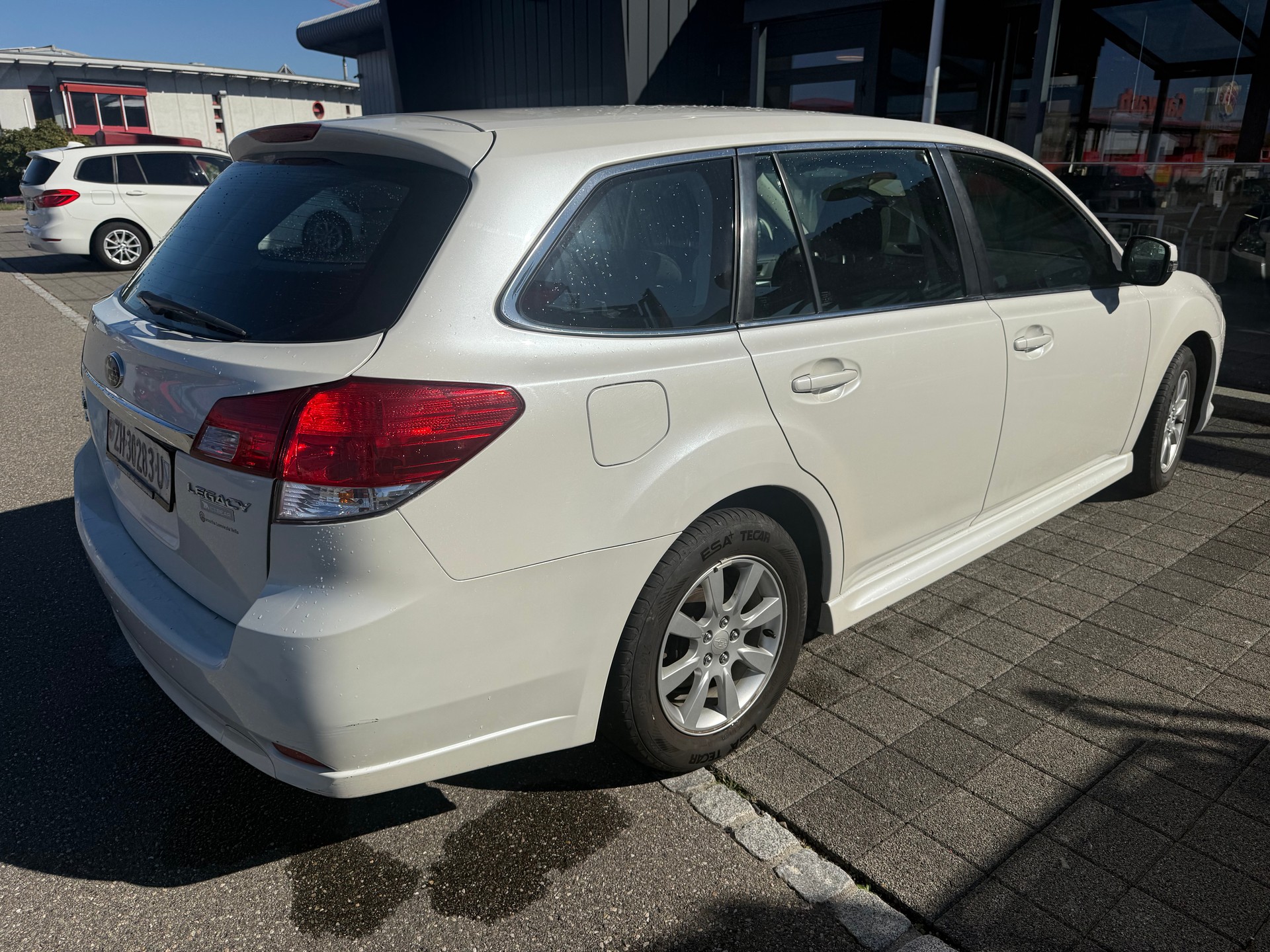 SUBARU Legacy 2.0i Advantage AWD-image-3