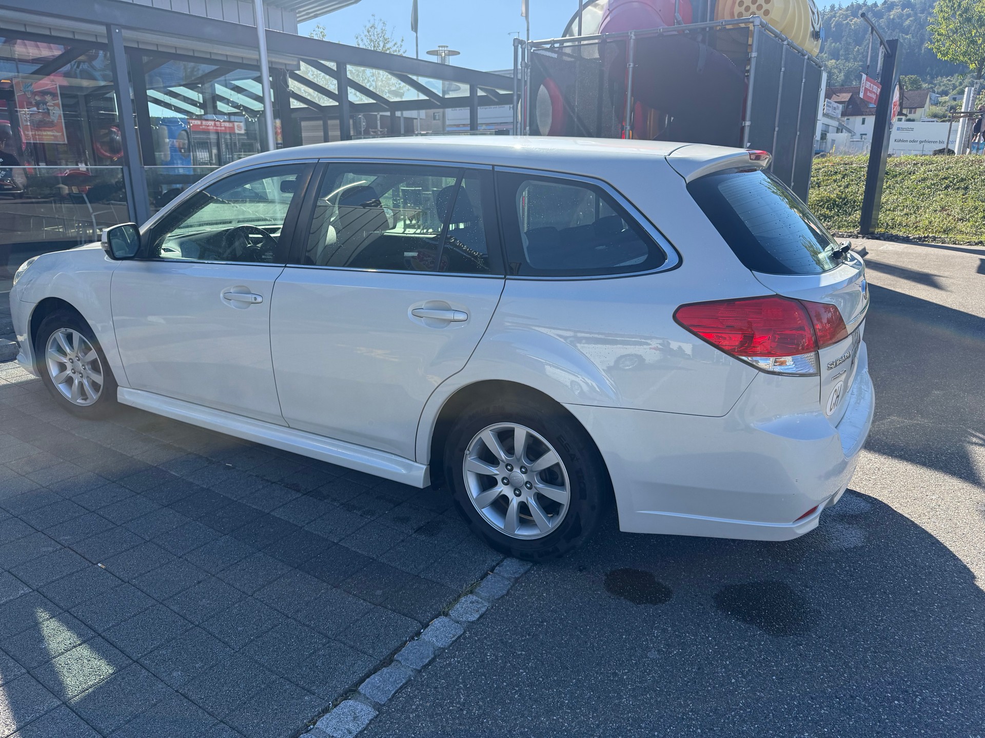 SUBARU Legacy 2.0i Advantage AWD-image-2