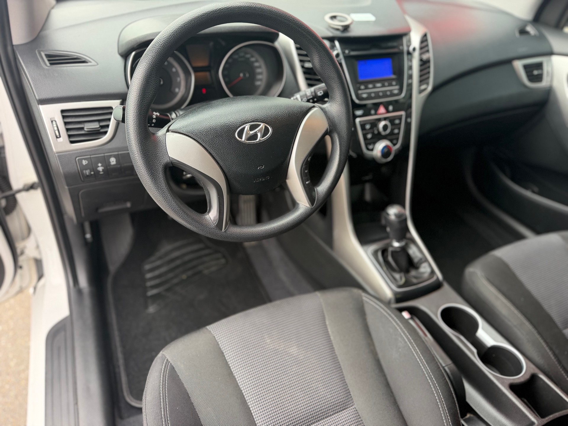 HYUNDAI i30 1.4 Pica-image-15