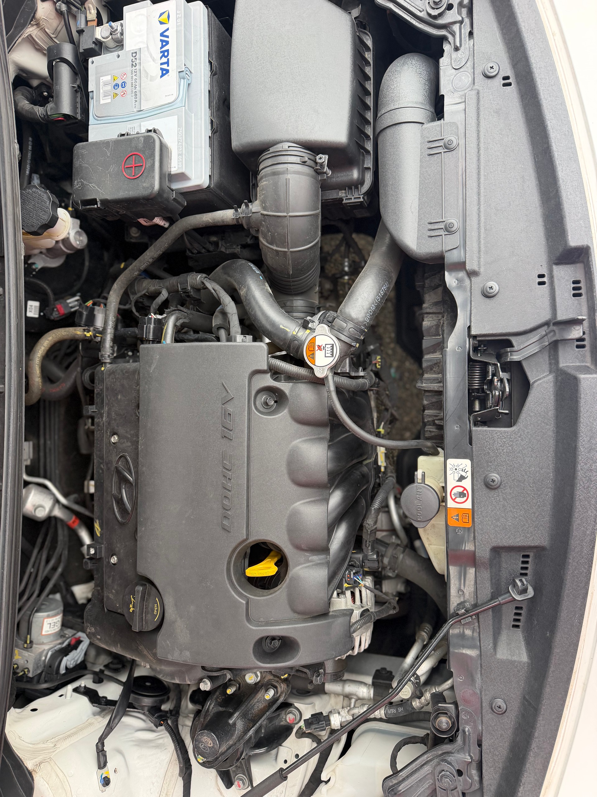 HYUNDAI i30 1.4 Pica-image-16