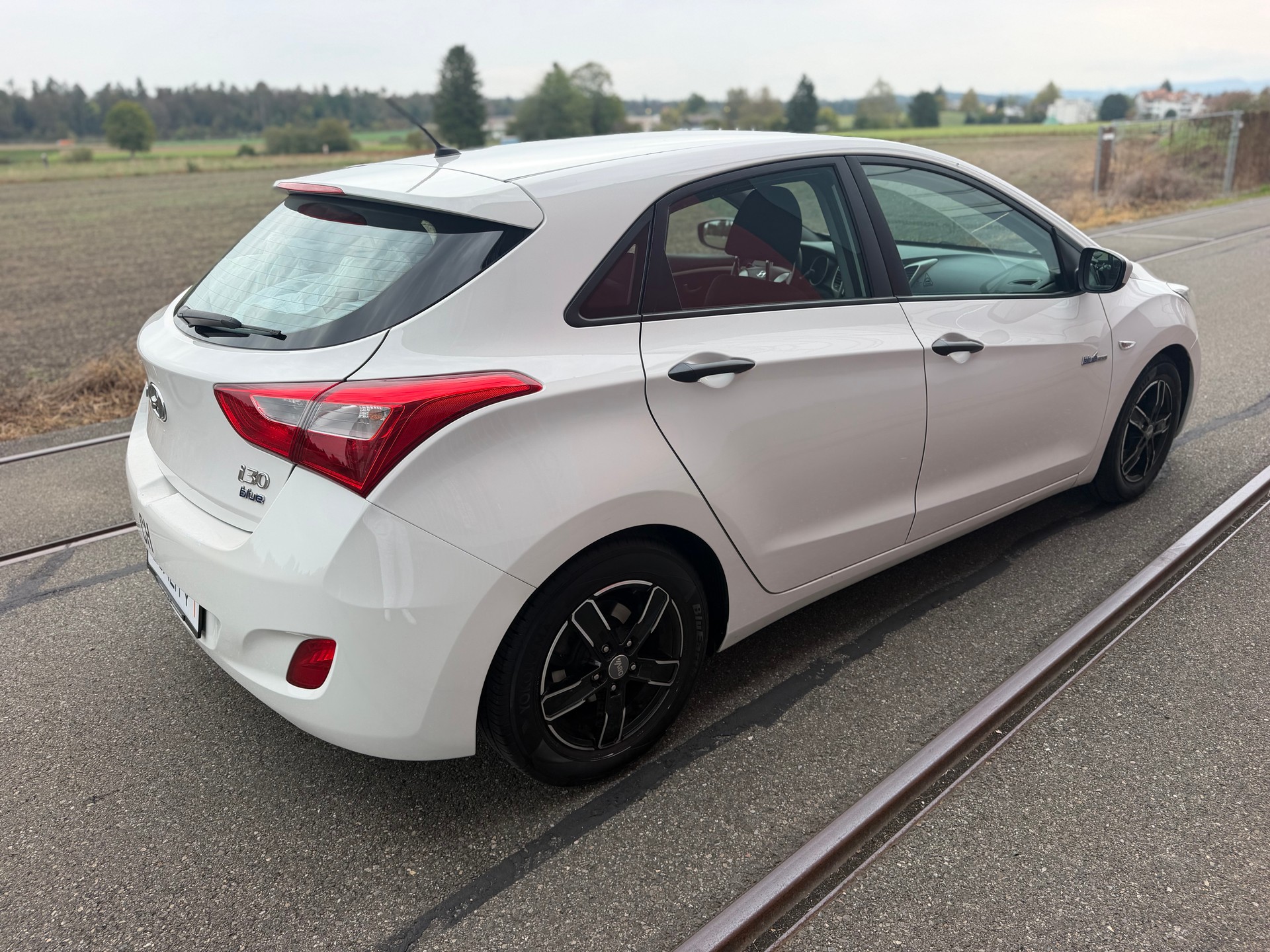 HYUNDAI i30 1.4 Pica-image-4