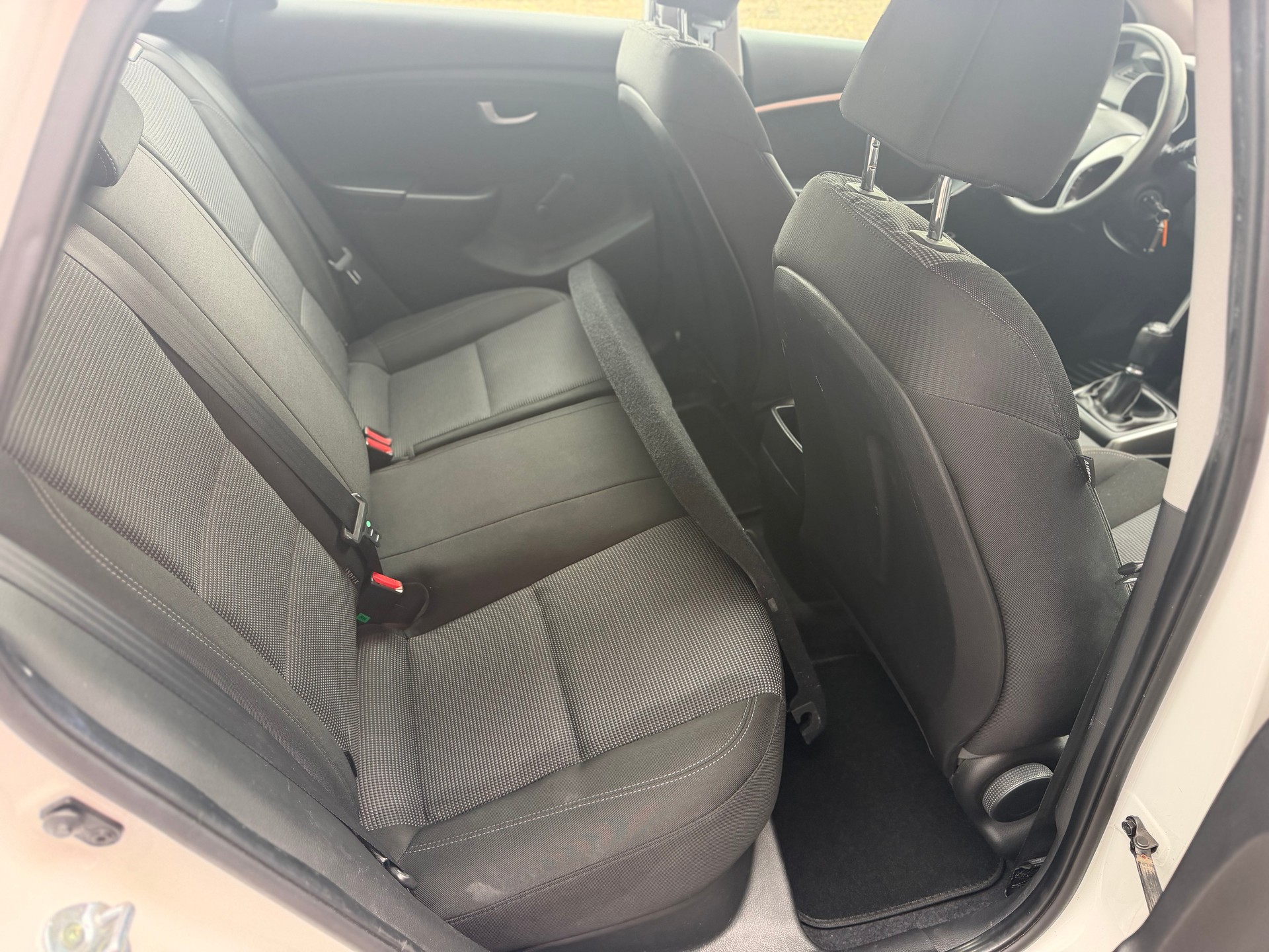 HYUNDAI i30 1.4 Pica-image-10