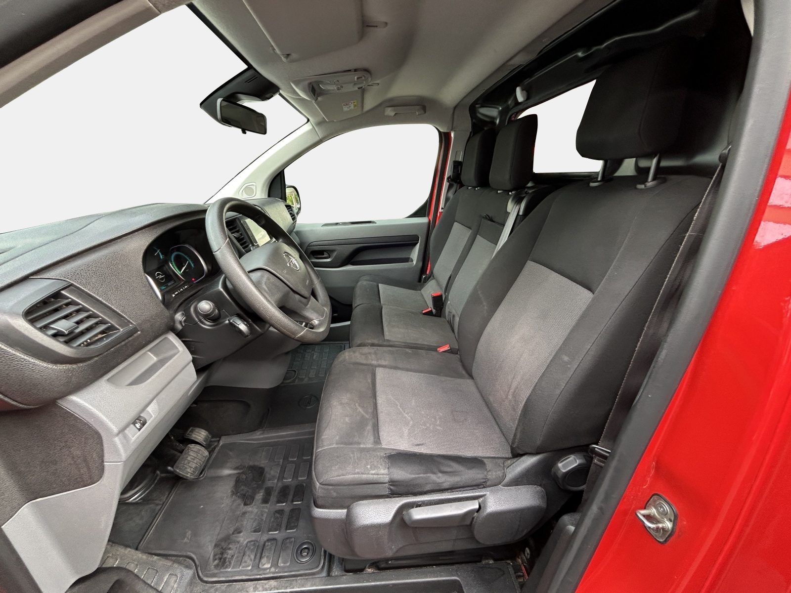 OPEL Vivaro-e Cargo 50kWh/136 M 3.1tEnjoy-image-9