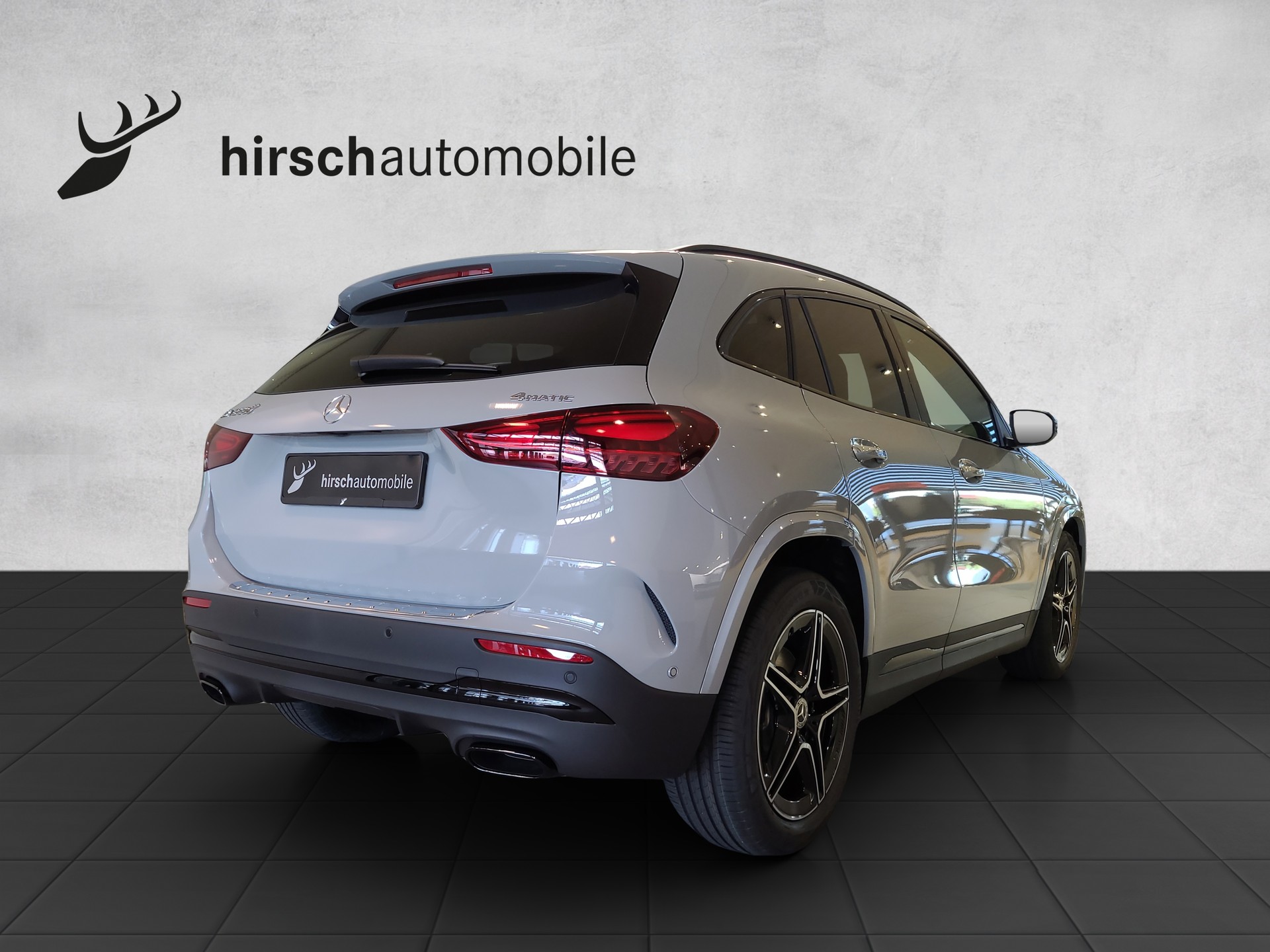 MERCEDES-BENZ GLA 250 4M AMG Swiss Star "Special Edition"-image-3