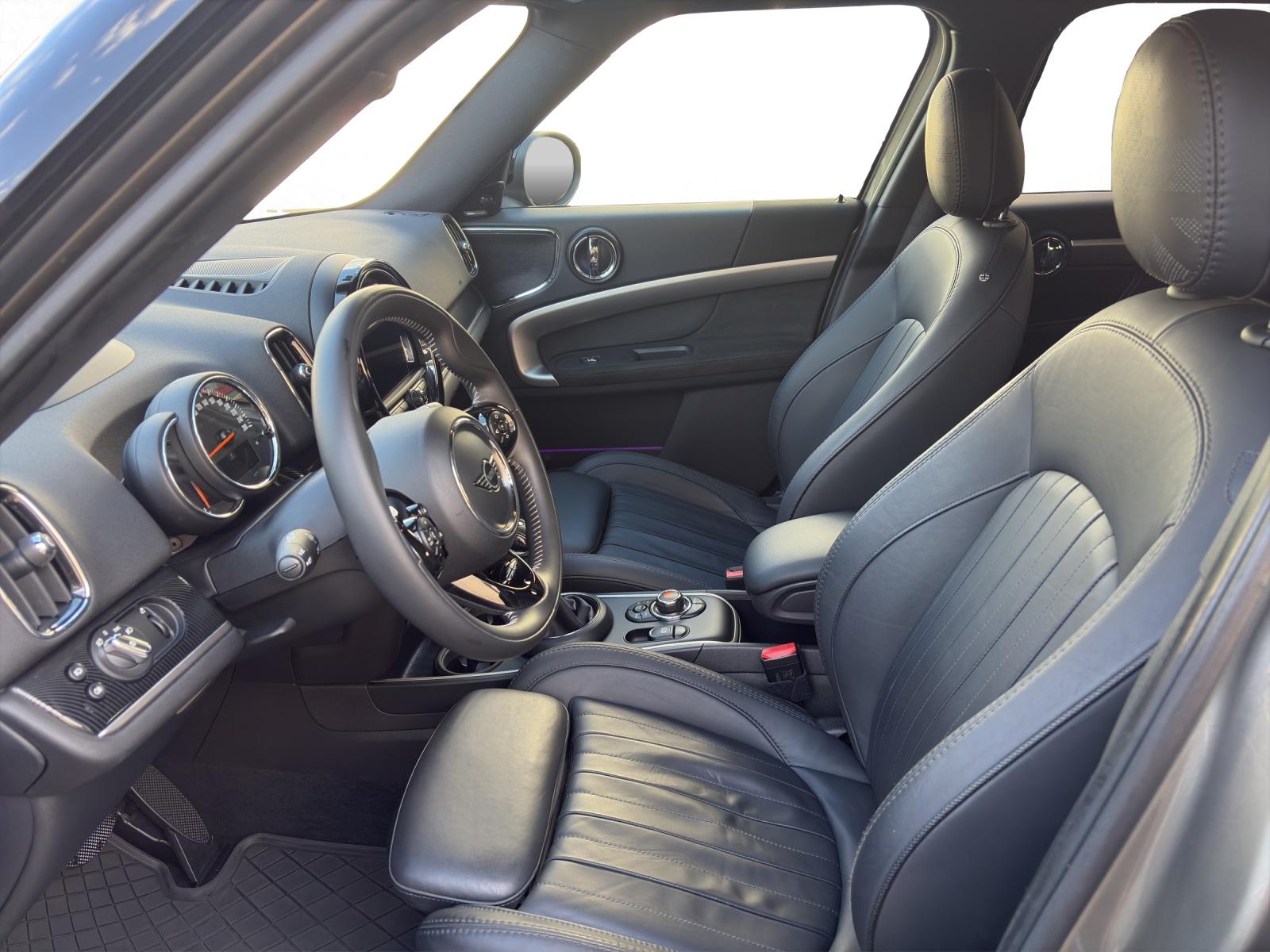 MINI Countryman Cooper S E ALL4-image-9