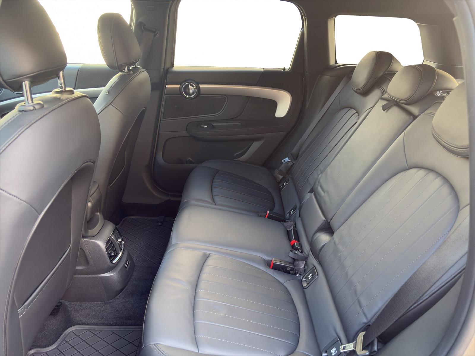 MINI Countryman Cooper S E ALL4-image-13