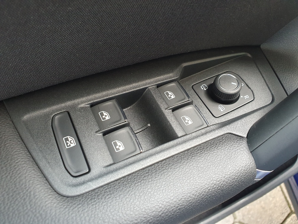 VW Tiguan 2.0 TDI SCR Highline4Motion DSG-image-17